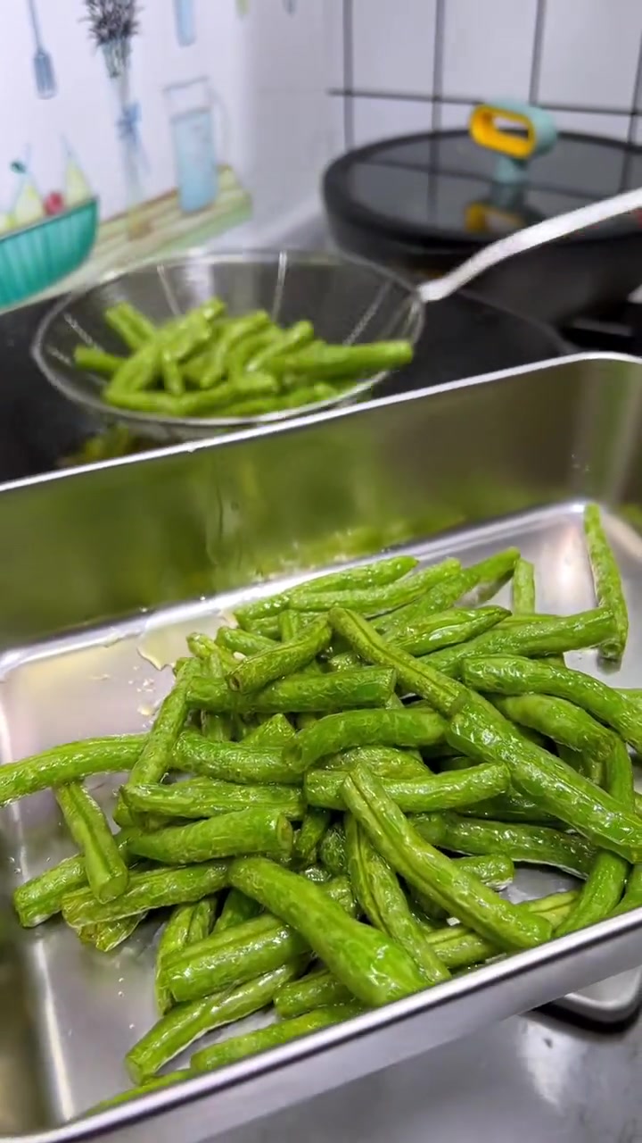 麻辣鲜香干煸豆角,超好吃巨下饭!