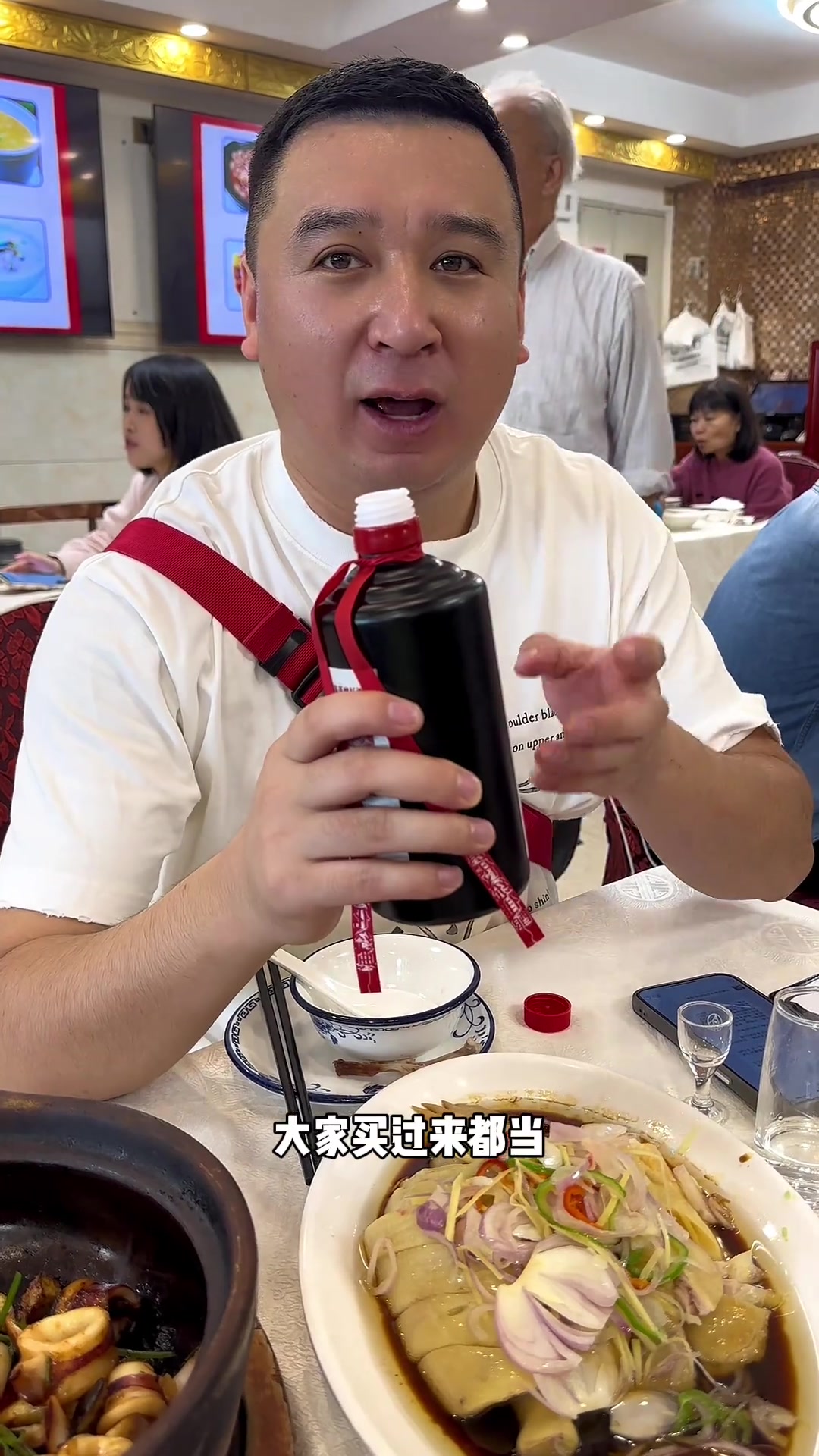 隆金西路金金菜馆,尝尝粤菜烧腊,人超多超火!