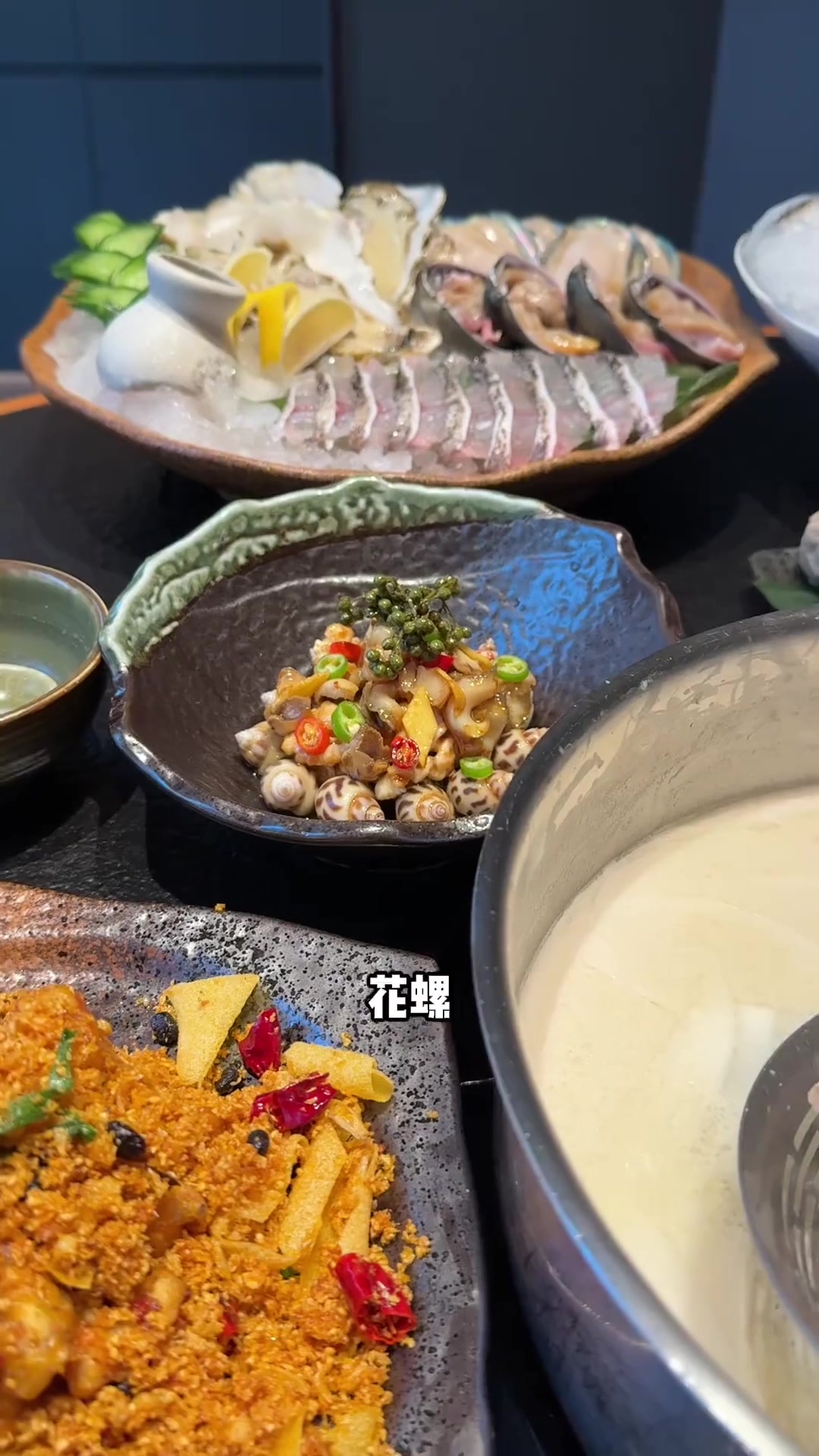 椰子鸡火锅pro max版的椰浆鸡火锅,怎么点菜?跟着打分走首先:真的没有雷点