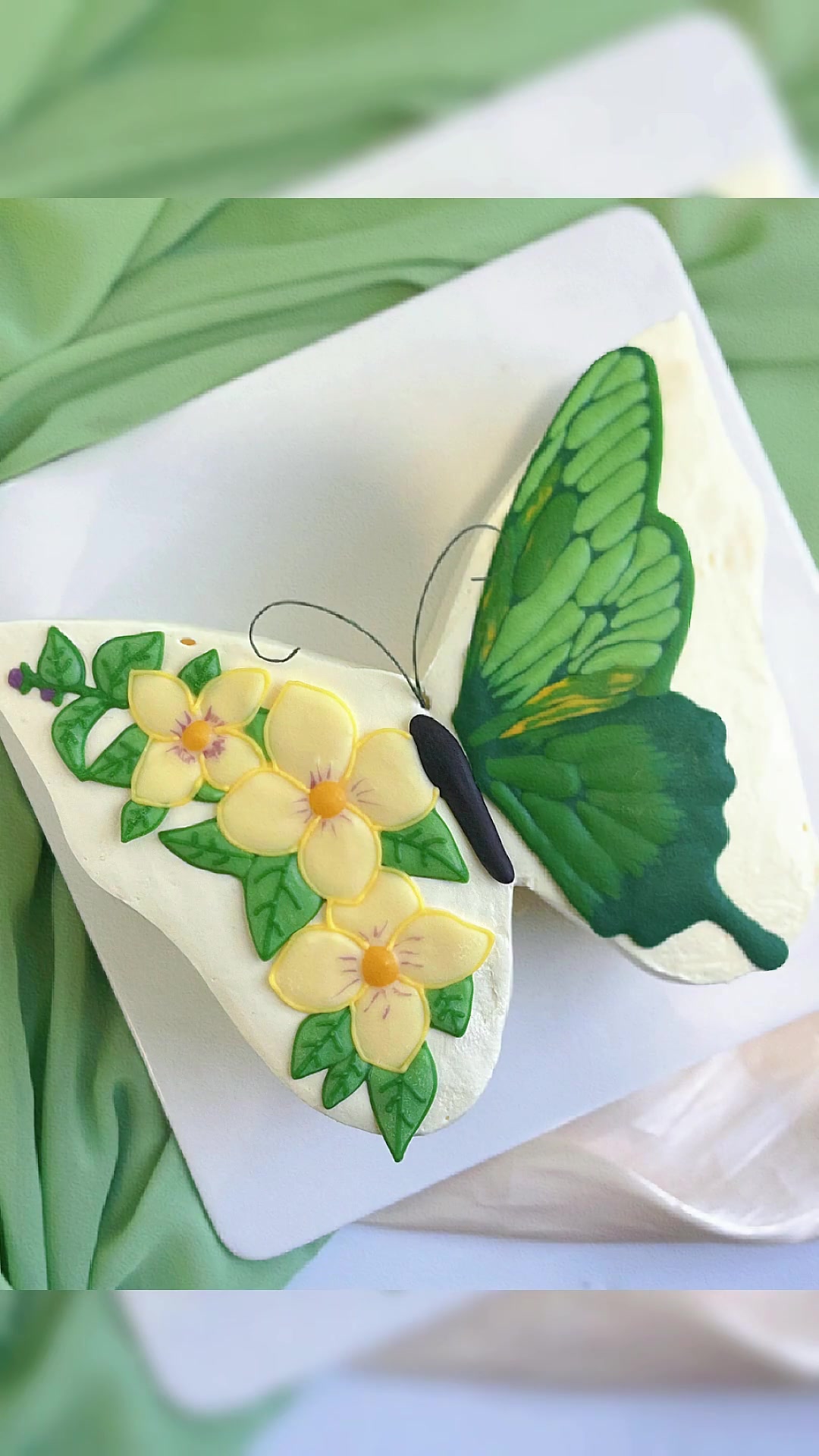 最近超火的蝴蝶蛋糕这样做，不光精致漂亮，还容易出单，赶快一起做起来吧