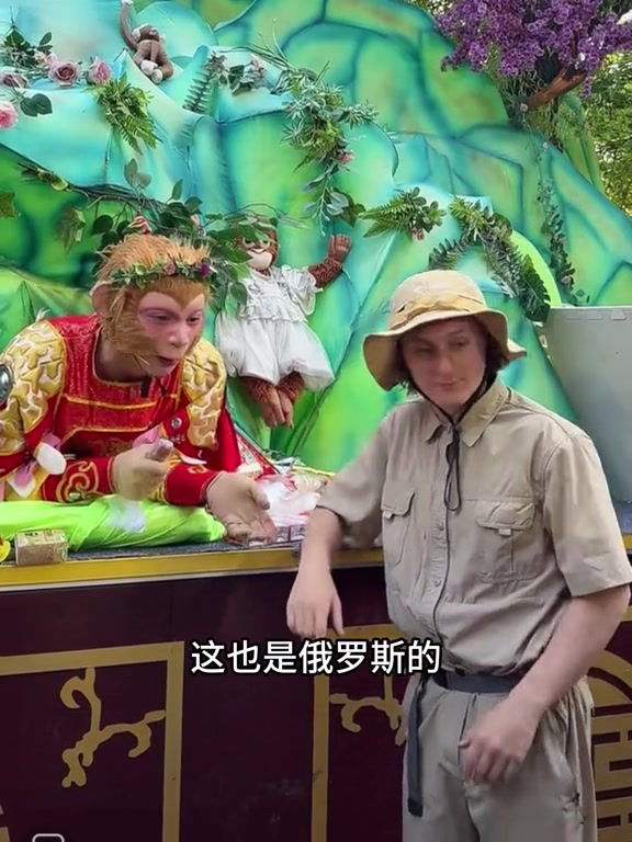 雪饼猴王铁柱搞笑视频,看一次笑一次