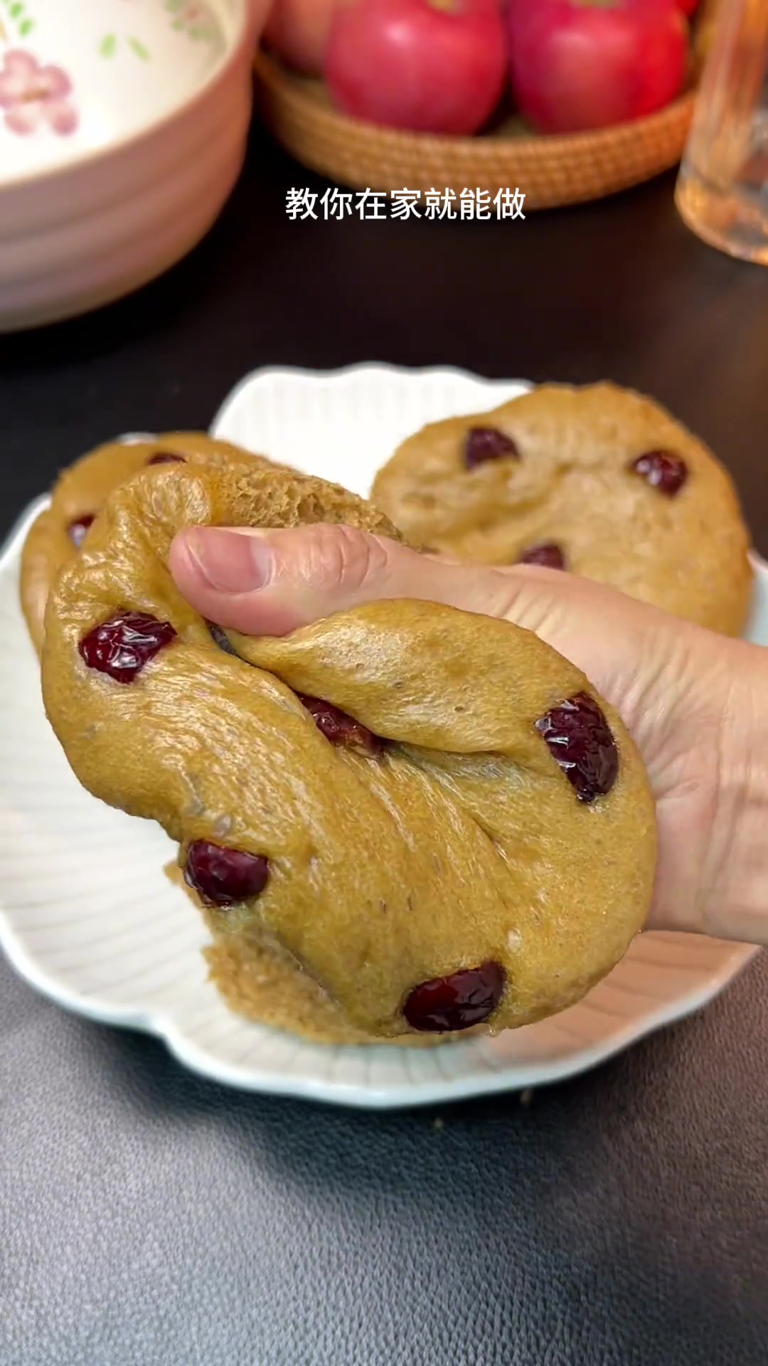 搅一搅，蒸一蒸，红糖枣糕就做好啦！这么简单，喜欢的小朋友都来试试吧枣糕的神仙做发