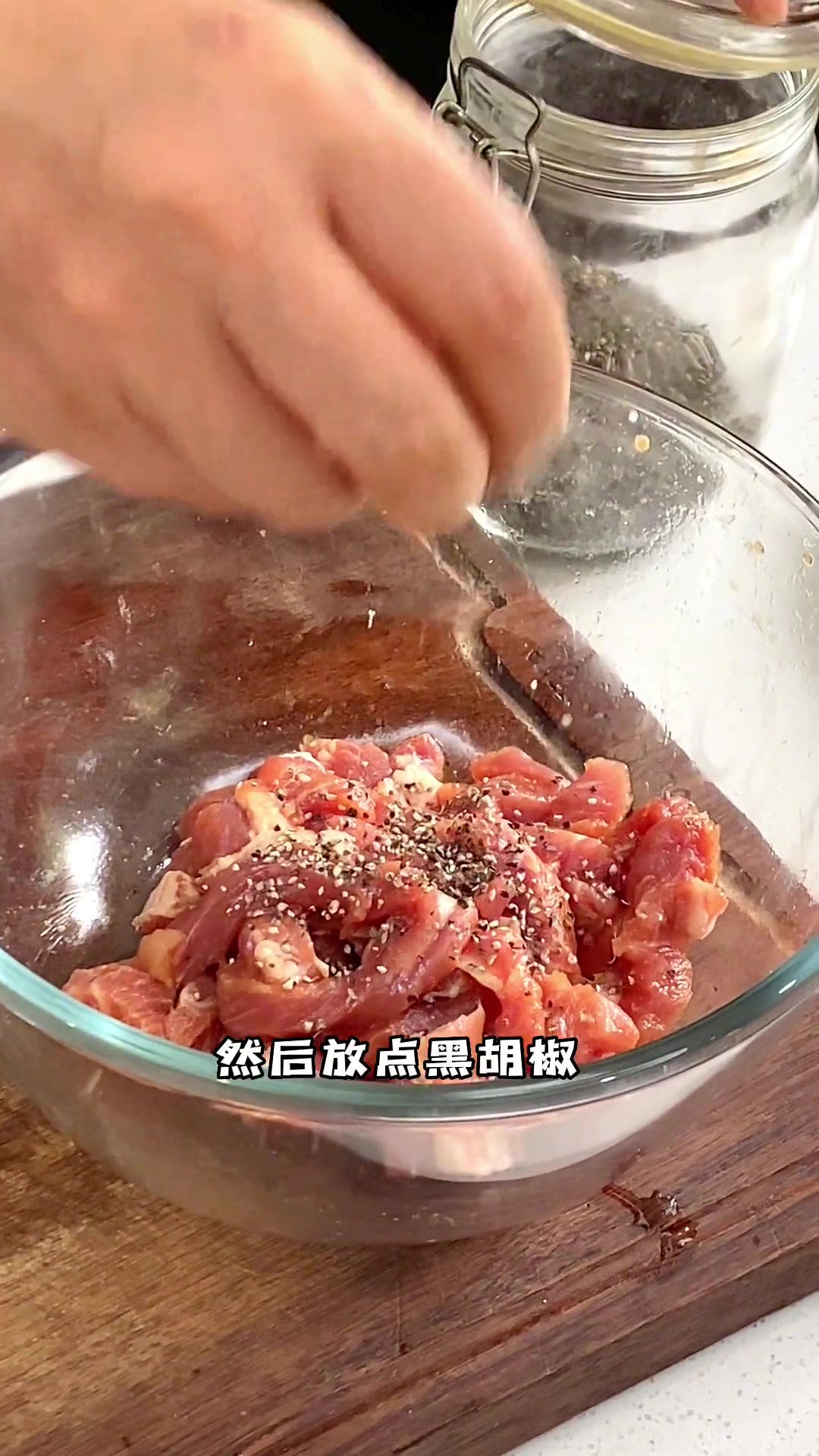 梅花肉炒彩椒看着就有食欲