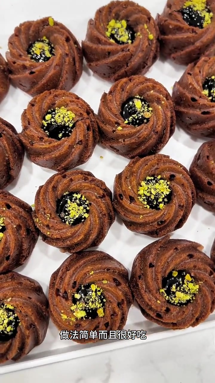 好吃又好看的巧克力小蛋糕教程来啦