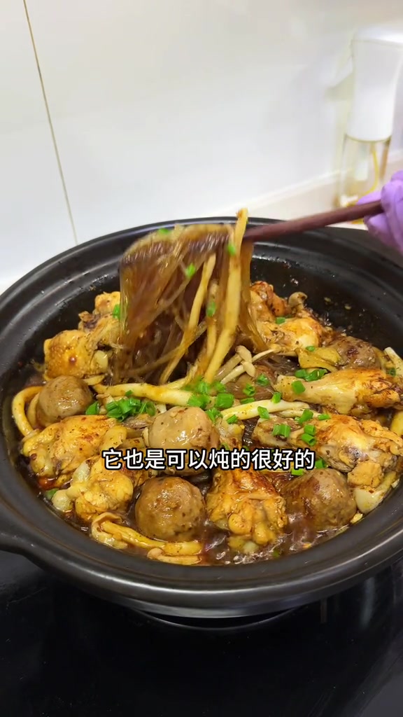 晚饭做菠菜蜜豆卷，孩子一口气吃三个，没白做呀