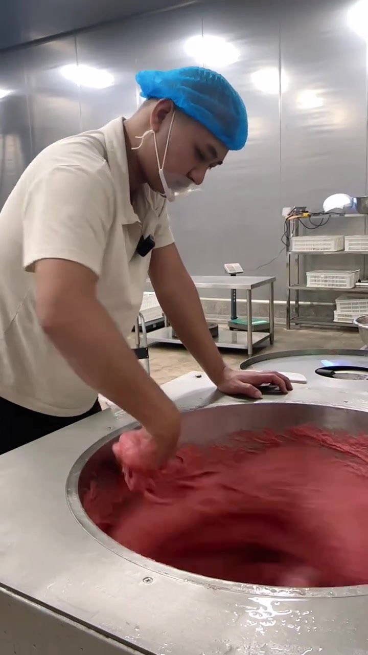 揭秘牛肉丸制作过程，超详细步骤大公开！