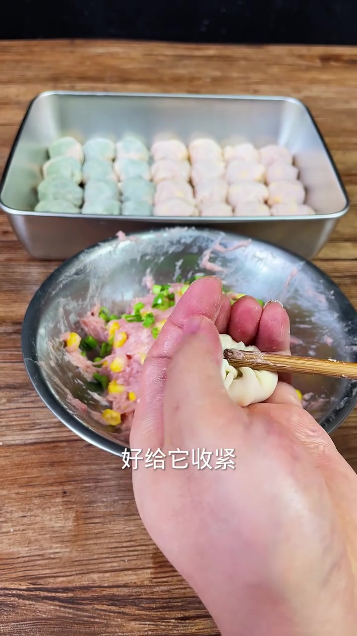 馄饨包制手法大揭秘,泡泡和小鲫鱼馄饨这样包!