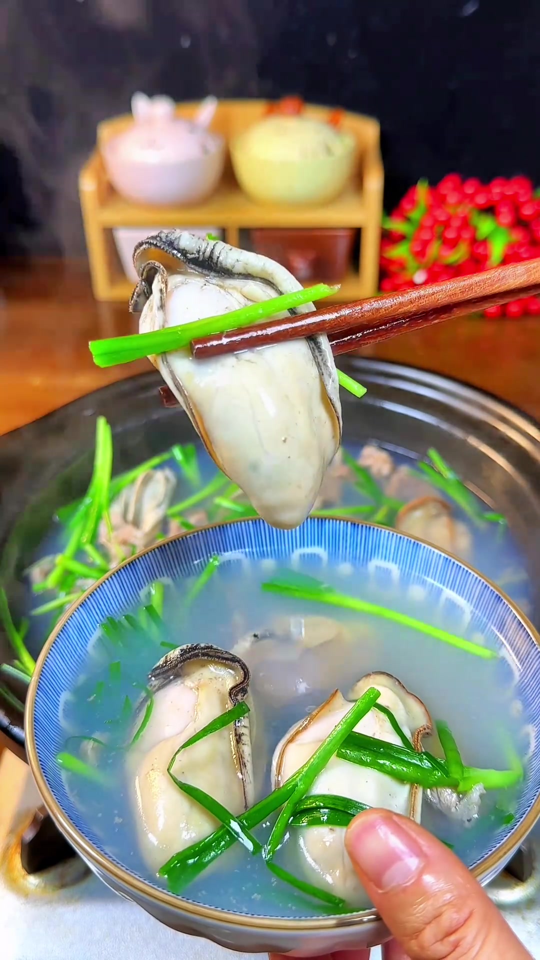 湛江生蚝这样煲汤,原汁原味汤都很鲜甜的