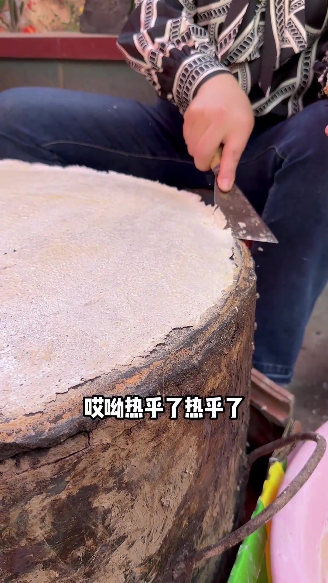 摊煎饼喽!正宗山东大煎饼!