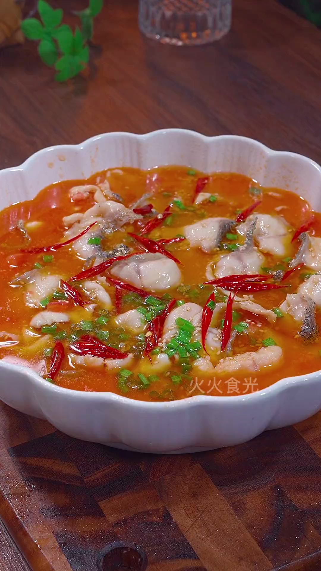 家有小朋友必试番茄鱼，鱼肉滑嫩做法简，汤都能喝光