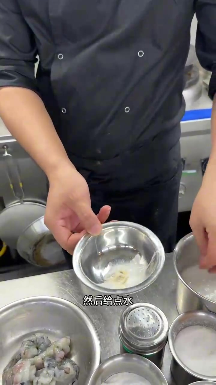 3步解锁粤菜十大小炒：铁棍山药炒虾仁！金黄香口锅气足，这个夏天爆好卖！