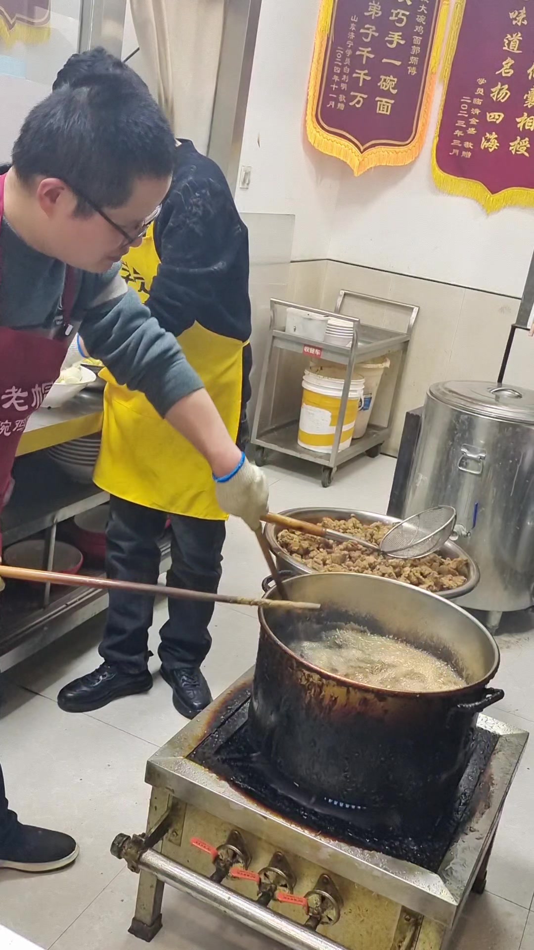 虎皮鸡蛋怎么炸?