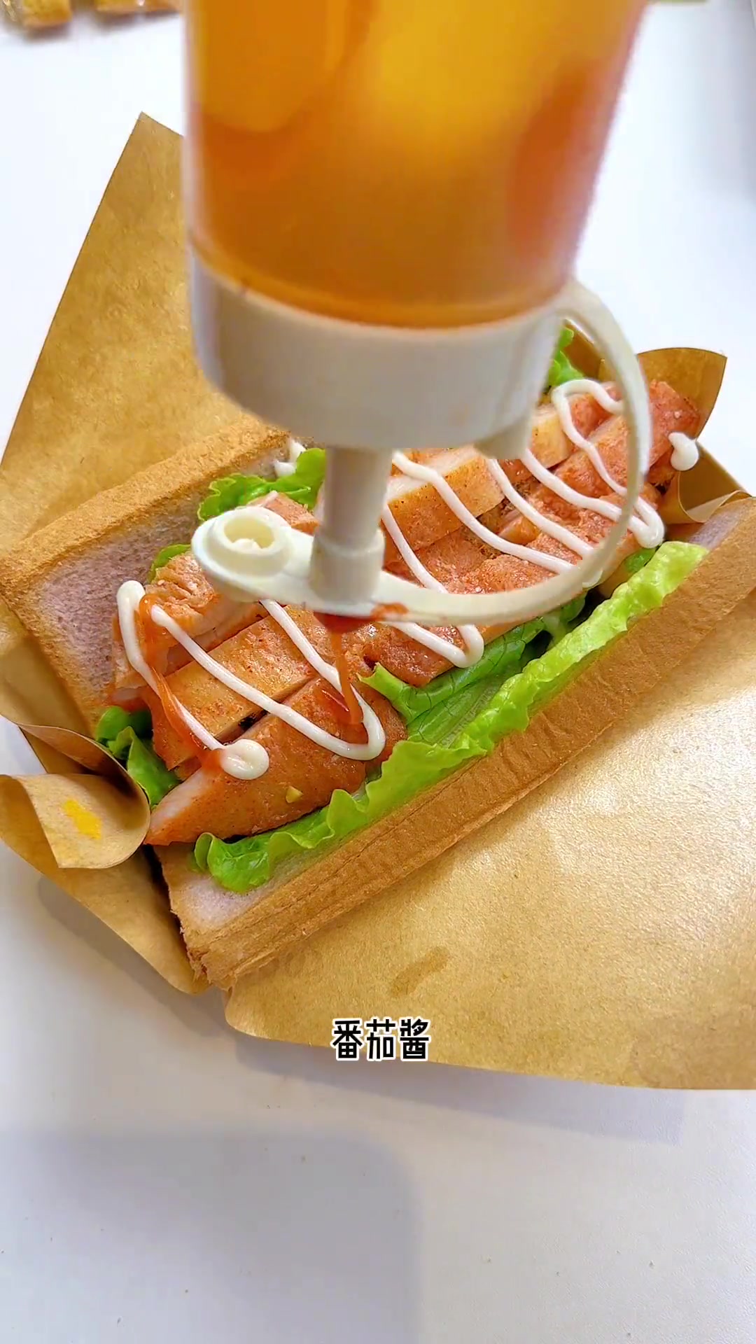 外面一盒卖15的盒子三明治,自己做只要3块钱的成本,简单又好吃