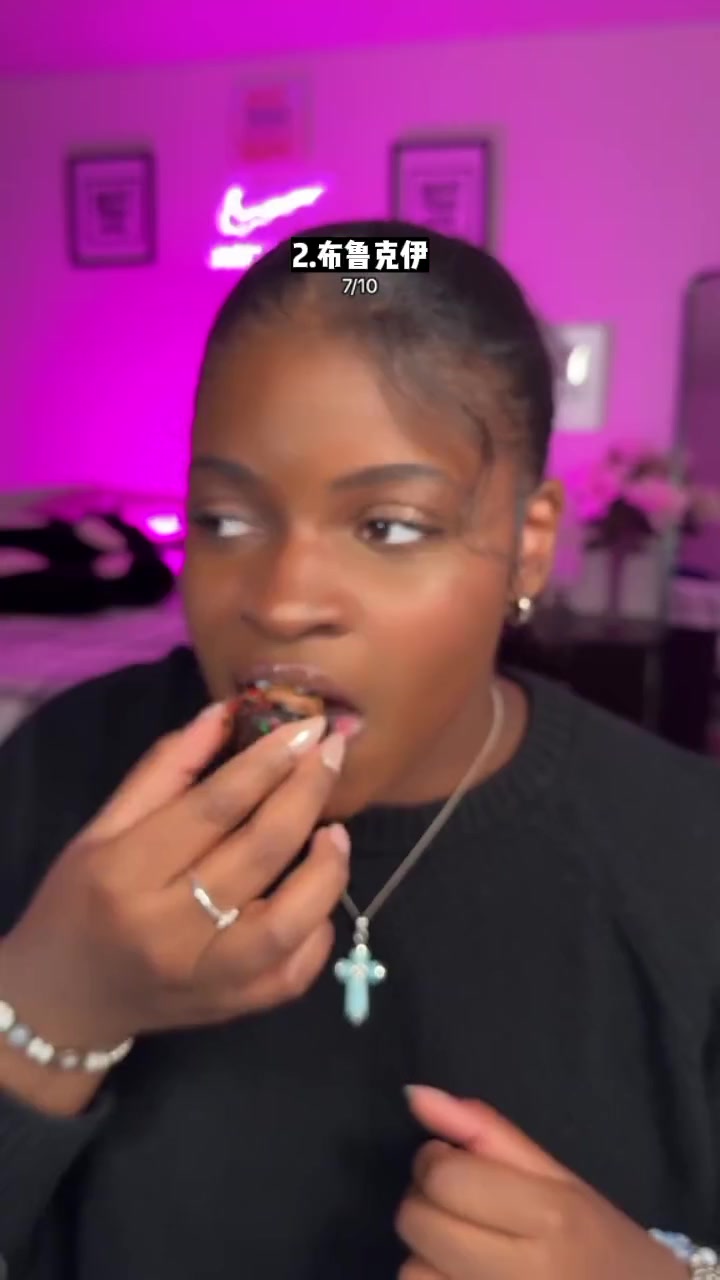 瑞士诺可克斯,奥迪佛斯的圣诞糖糕!