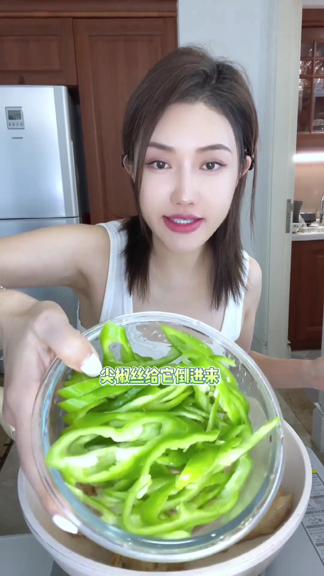 懒人低卡烤肉卷饼！青椒肉丝！巨香巨嫩巨好吃！