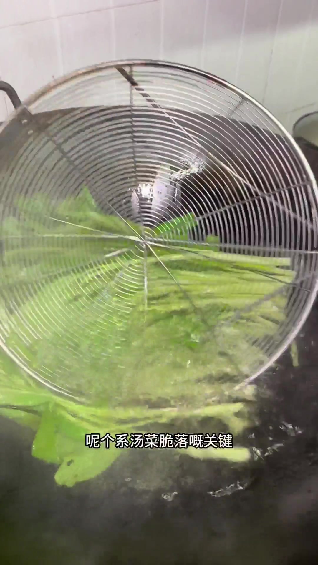 一道很简单的顺德菜，椒丝腐乳炒通菜，喜欢的你们也可以试一下