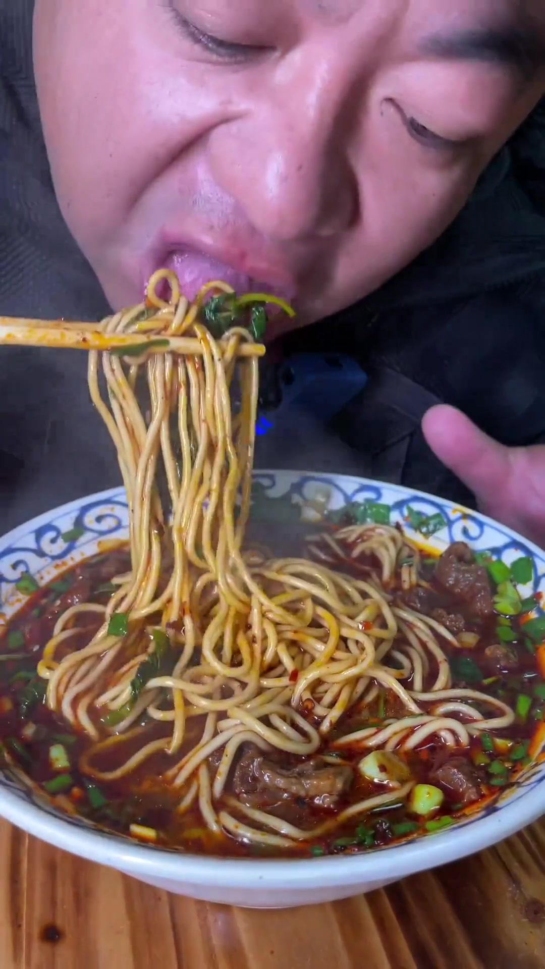 昆明牛肉面你喜欢那家？这才是老百姓的日常佳肴，大酥牛肉面