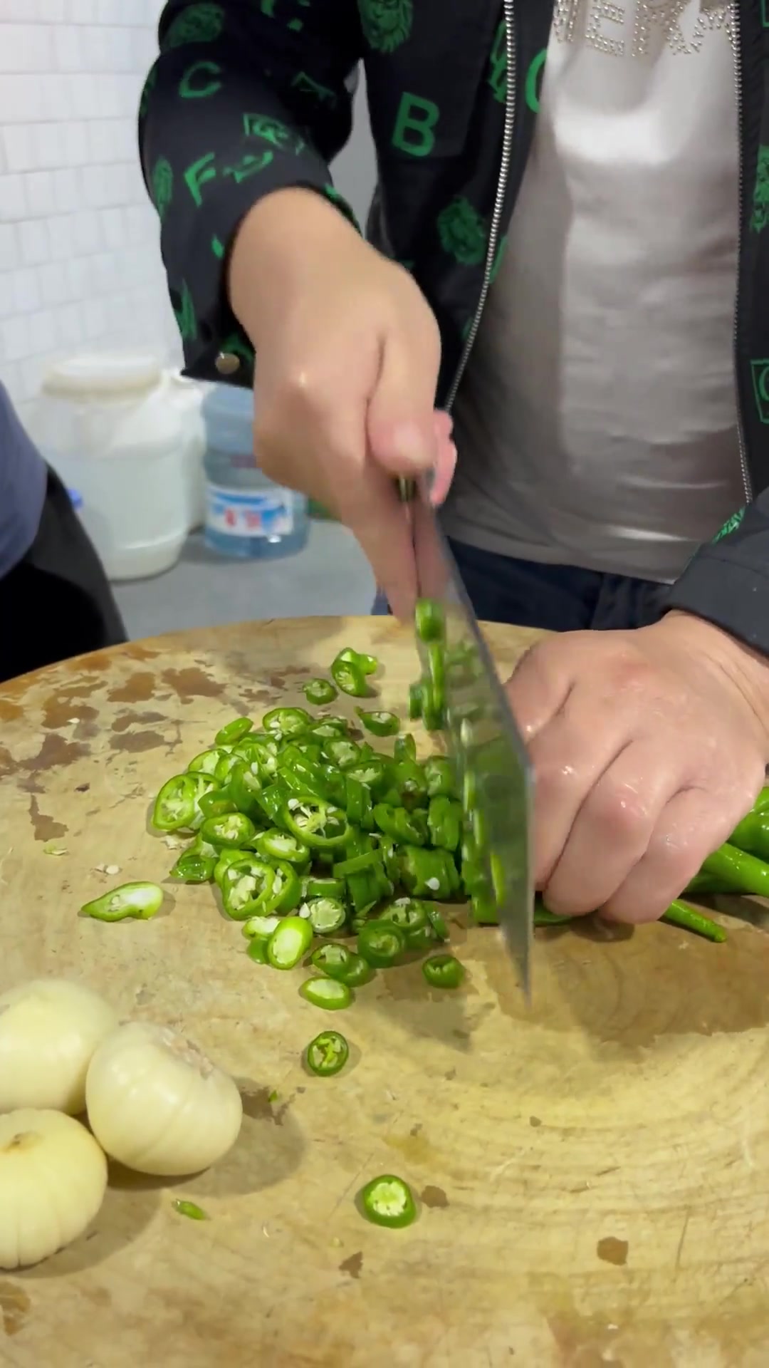 这样做法的青椒焖水鱼是不是有特色