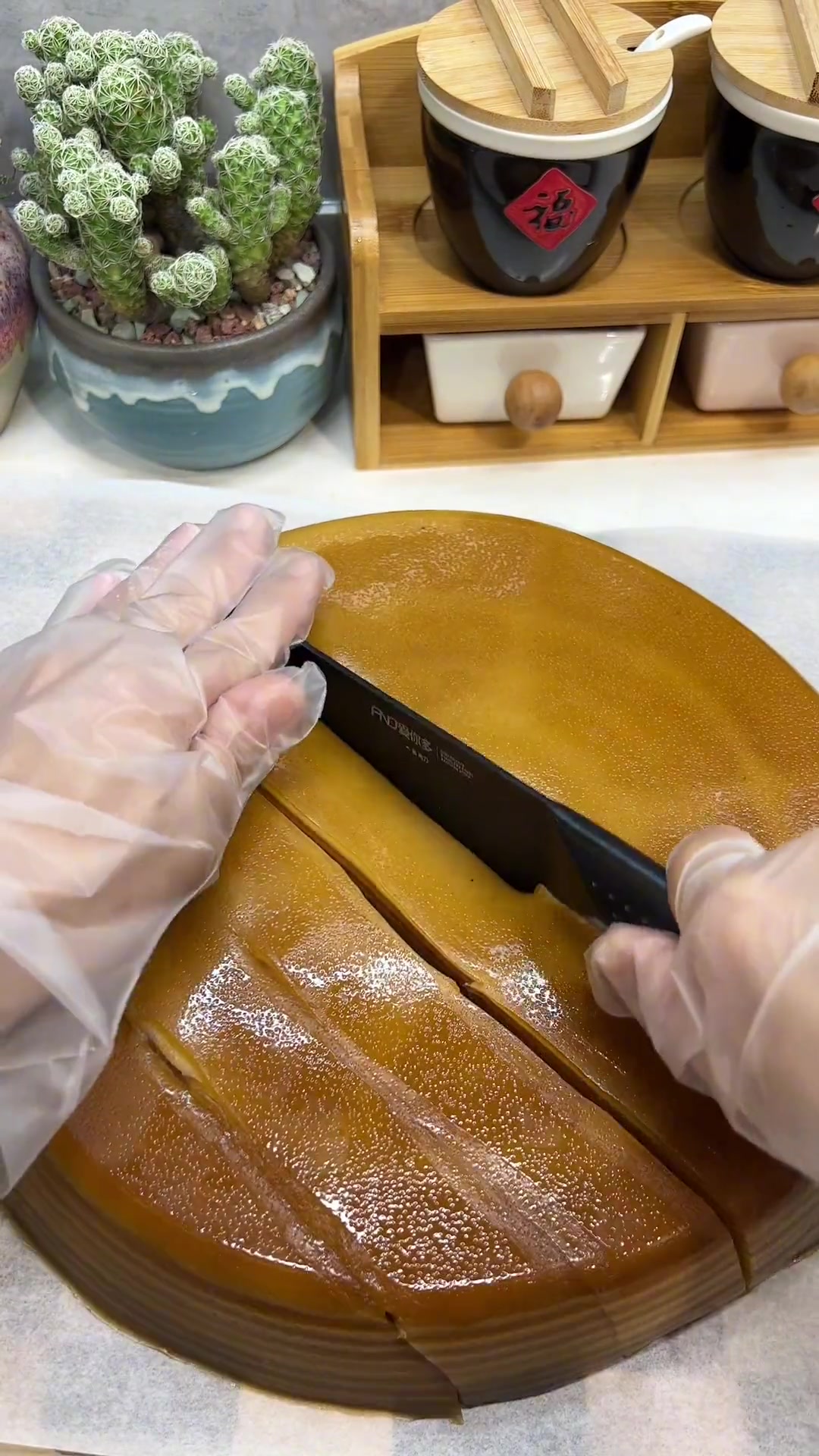 不用调生熟浆的千层马蹄糕，简单易做零失败，今天做的桂花酱口味口感更好，喜欢吃的可以试试