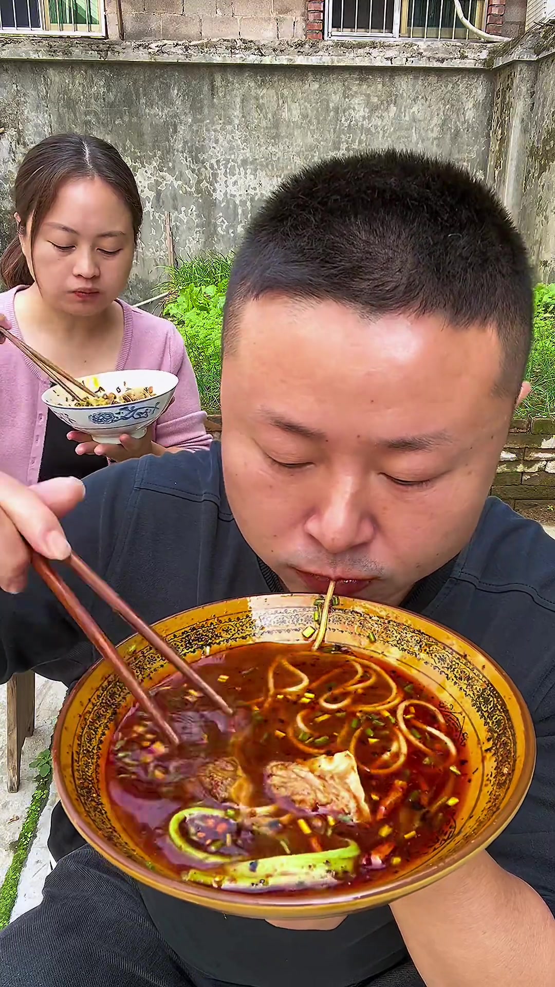 红烧牛肉米粉又香又好吃