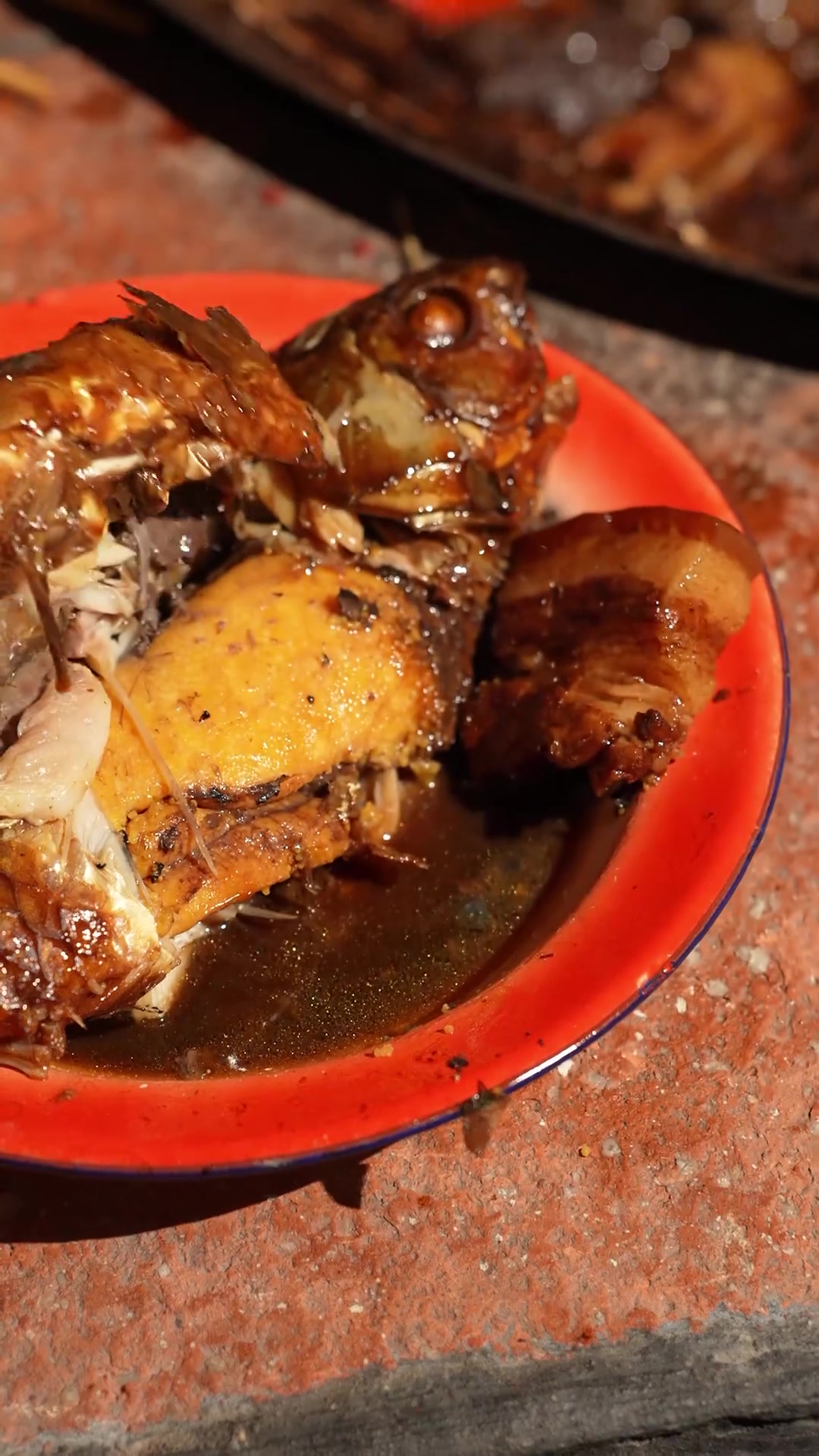 潮汕人都吃过「卤鲫鱼」私房菜做法，今天无保留分享给大家