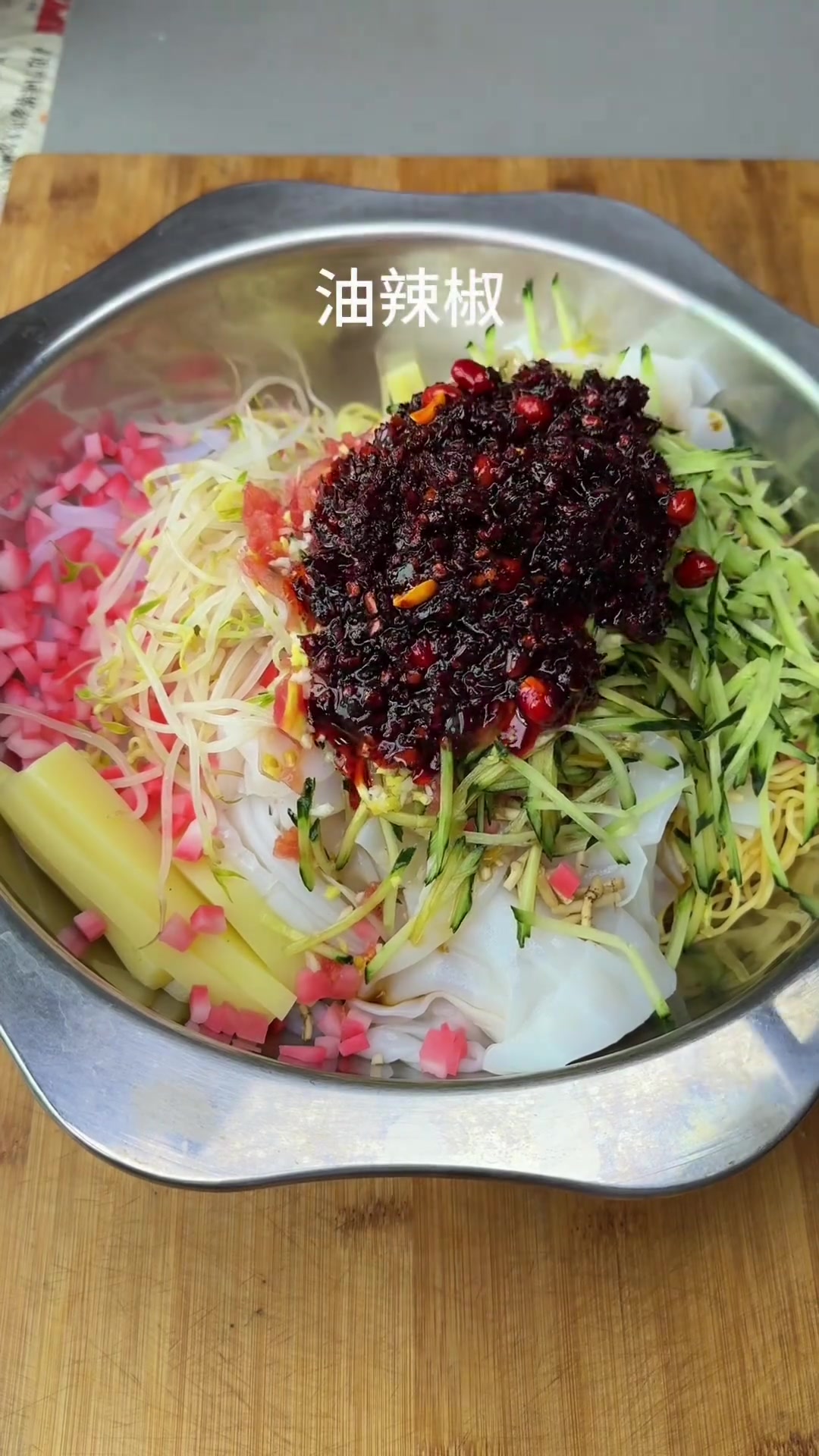 不需要山珍海味，一碗凉粉凉面也可以轻松拿下贵州人的胃