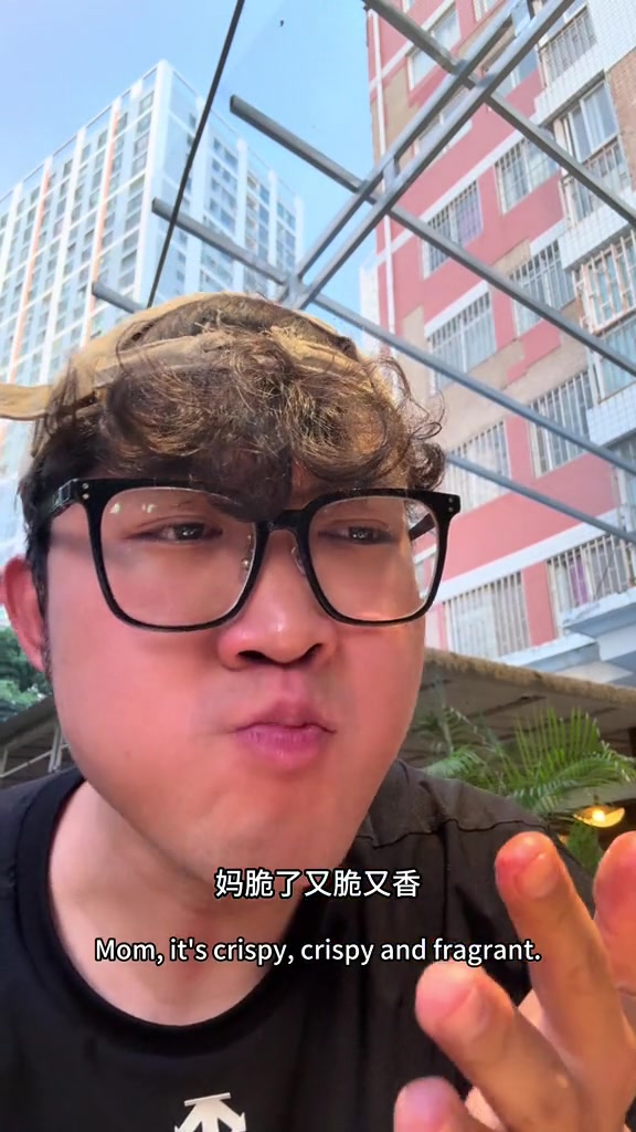 云南拉祜族特色烤黑鸡，重口味民族烧烤辣到头晕