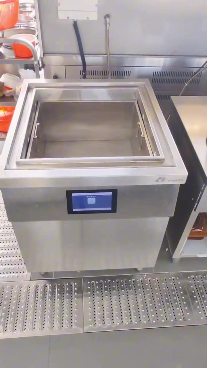 出口海外的智能蒸饭机，操作简单可自动烹饪，一次能蒸100斤米饭