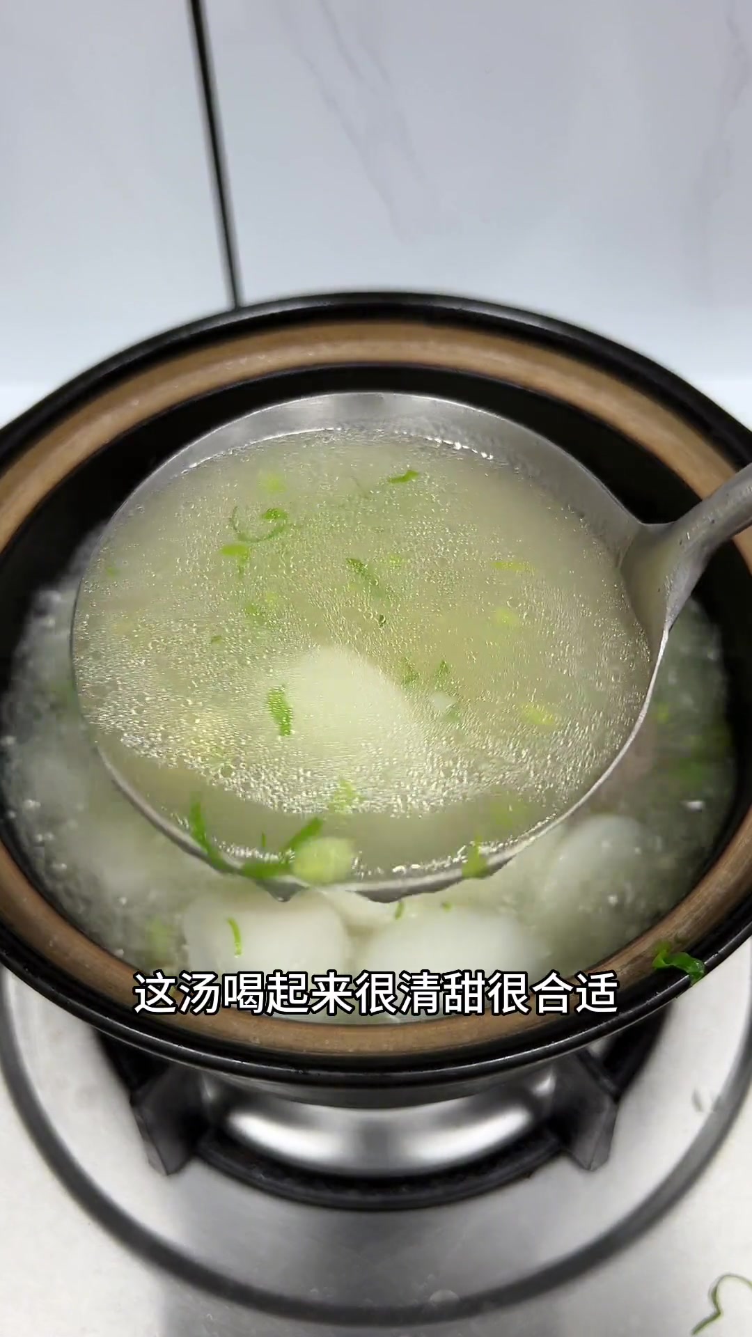 白萝卜排骨汤，清甜好喝