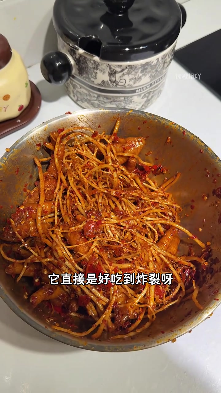 天菩萨！我居然复刻出了云南佤味鸡爪！我儿豁，好吃的一匹