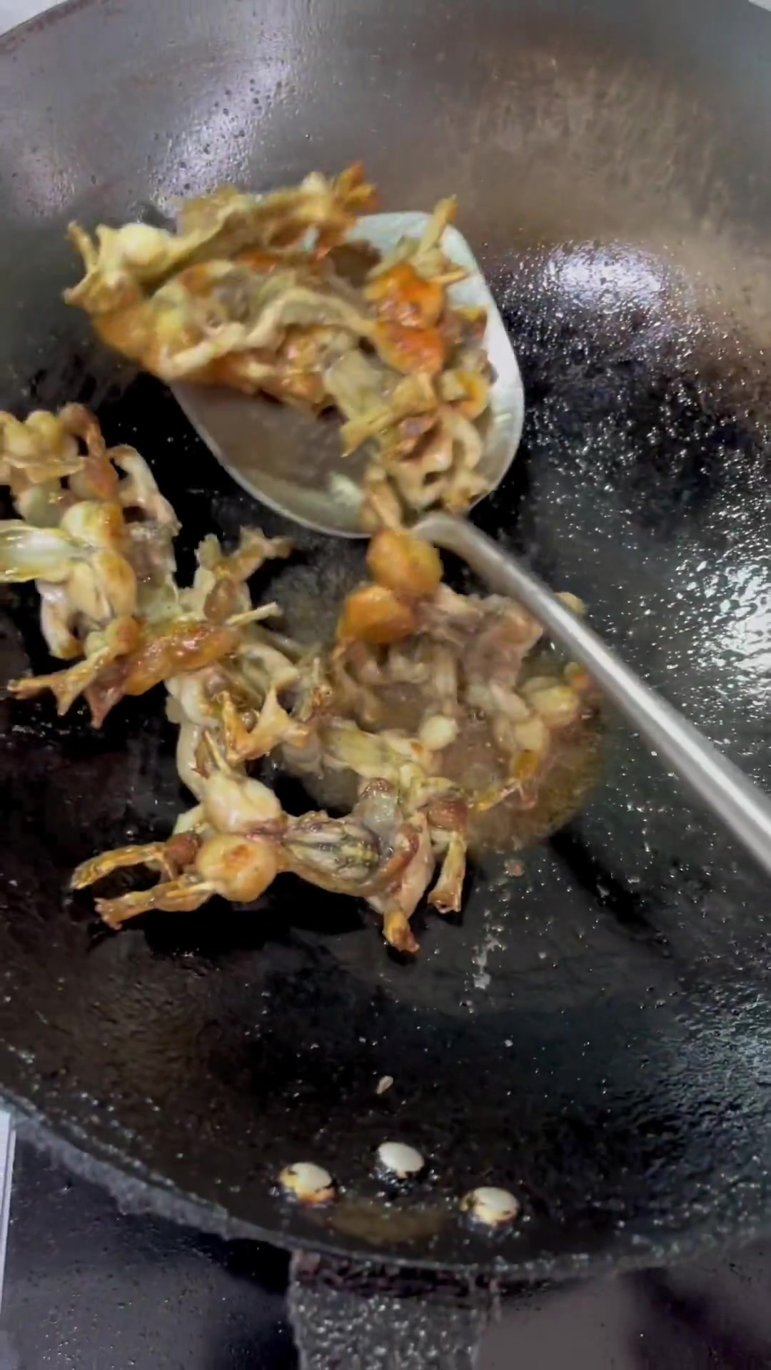 田鸡怎么做都好吃，分享家常红烧田鸡做法