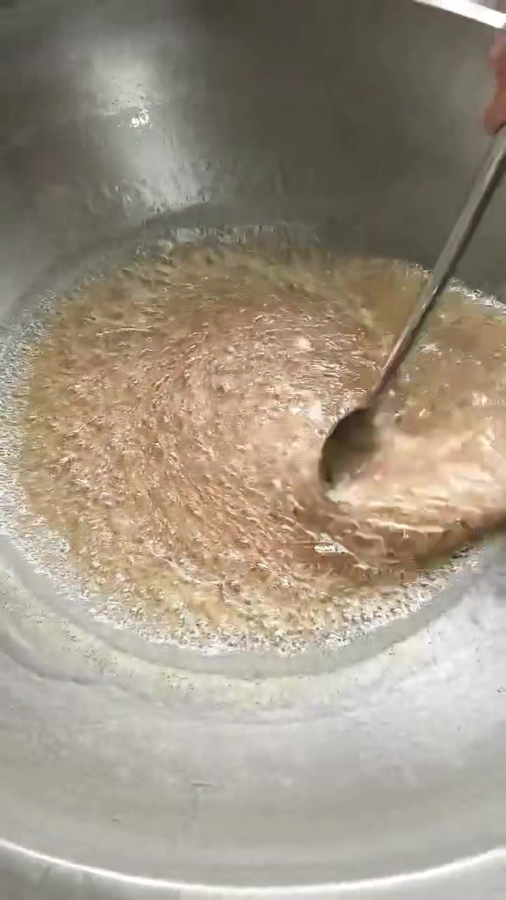 电磁熬糖锅，也可卤肉煮粥