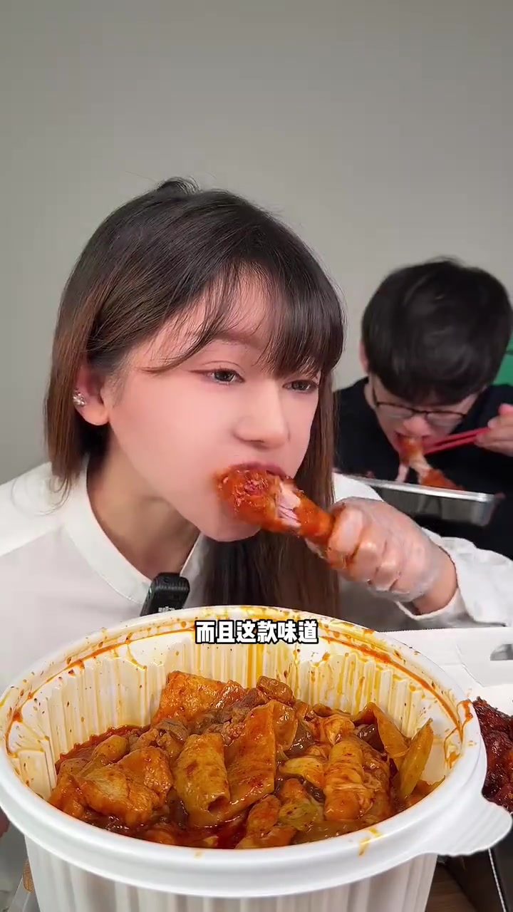 夏天到了当老鼠人狂炫居家外卖爆辣炸鸡我真的哭了