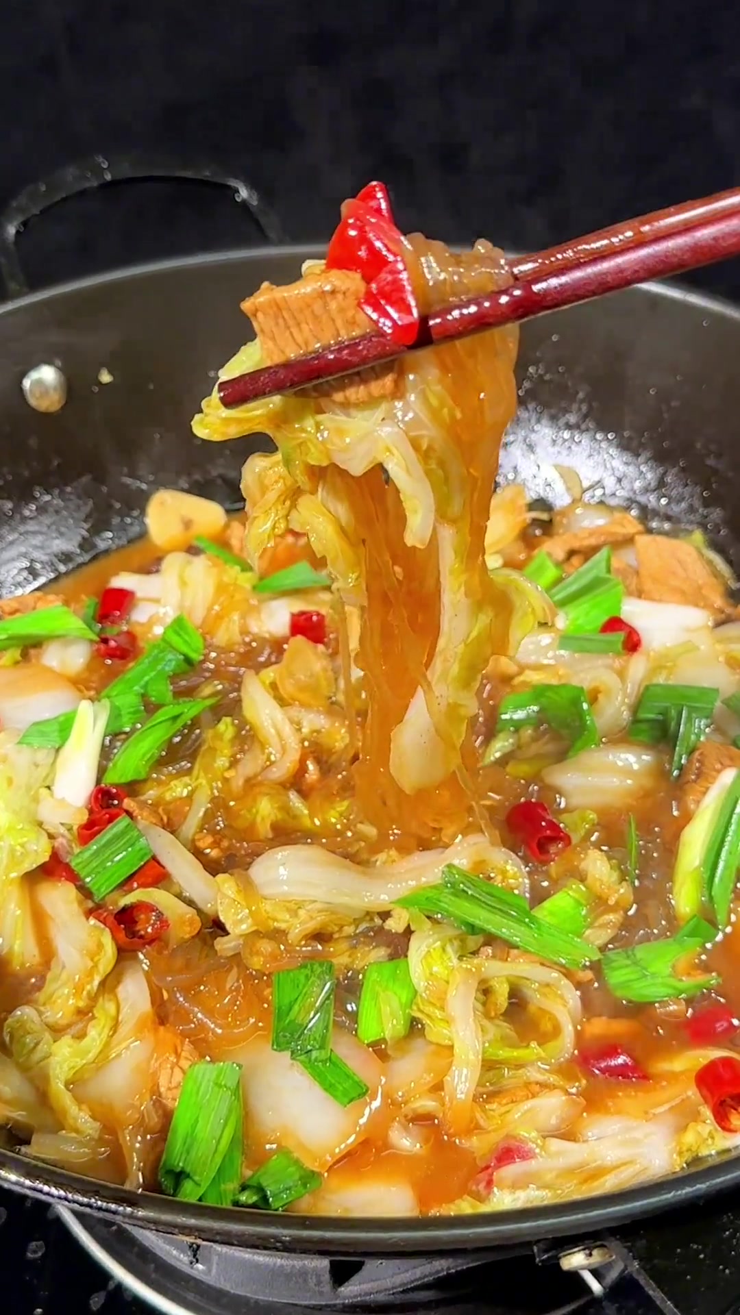大白菜炖粉丝这样做简单，太好吃了