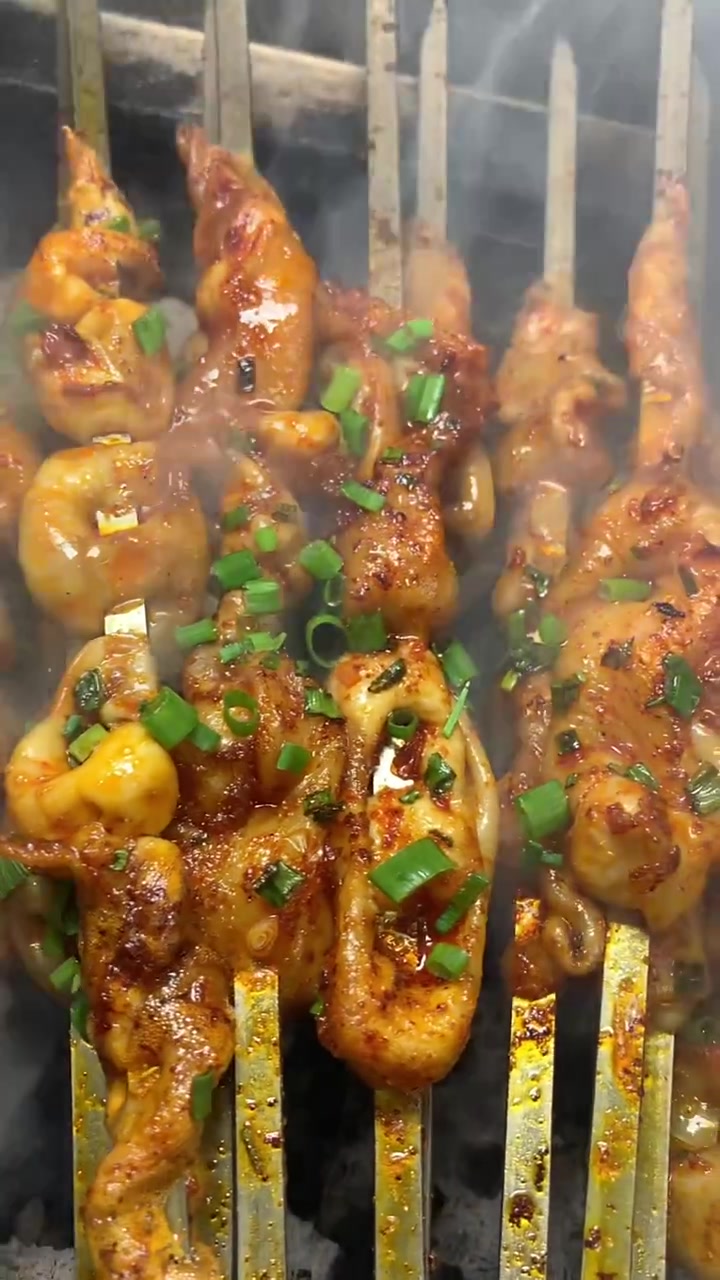 来份碳烤锡纸鱼泡