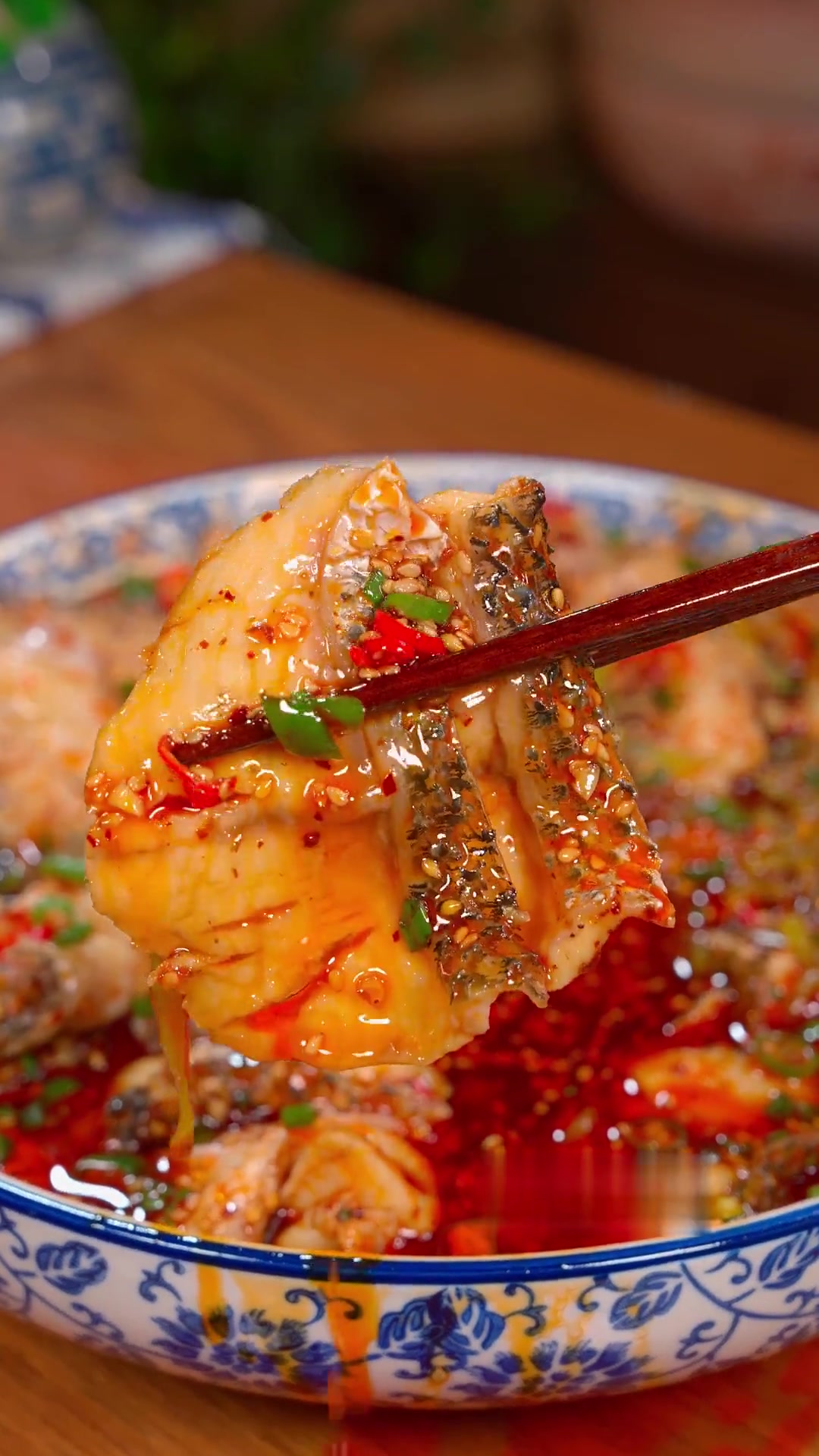 天热下班不想做饭?试试凉拌鱼片,香辣嫩滑超好吃!