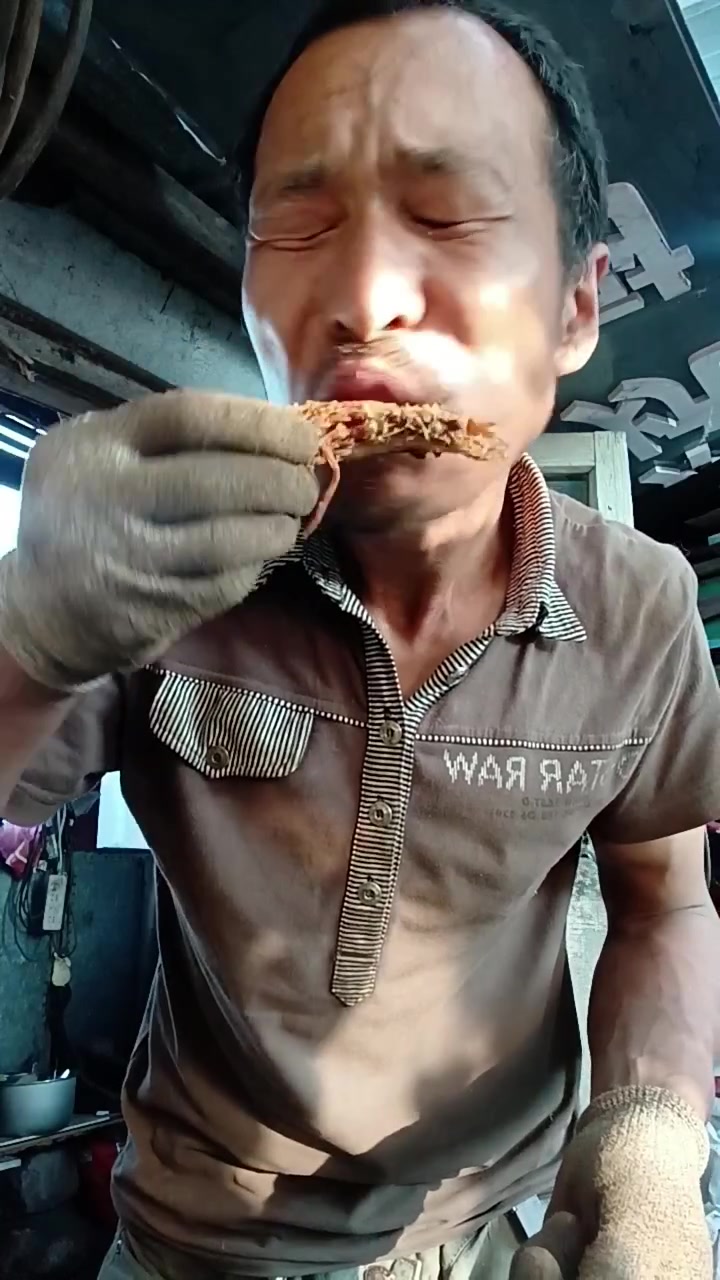 烤鸭脖,独特体验