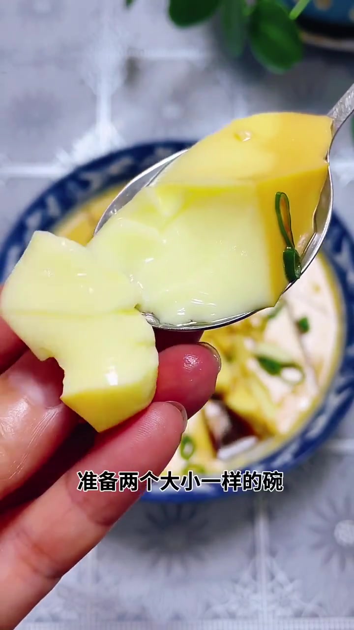 正确蒸鸡蛋糕做法大公开，快来一起试试！