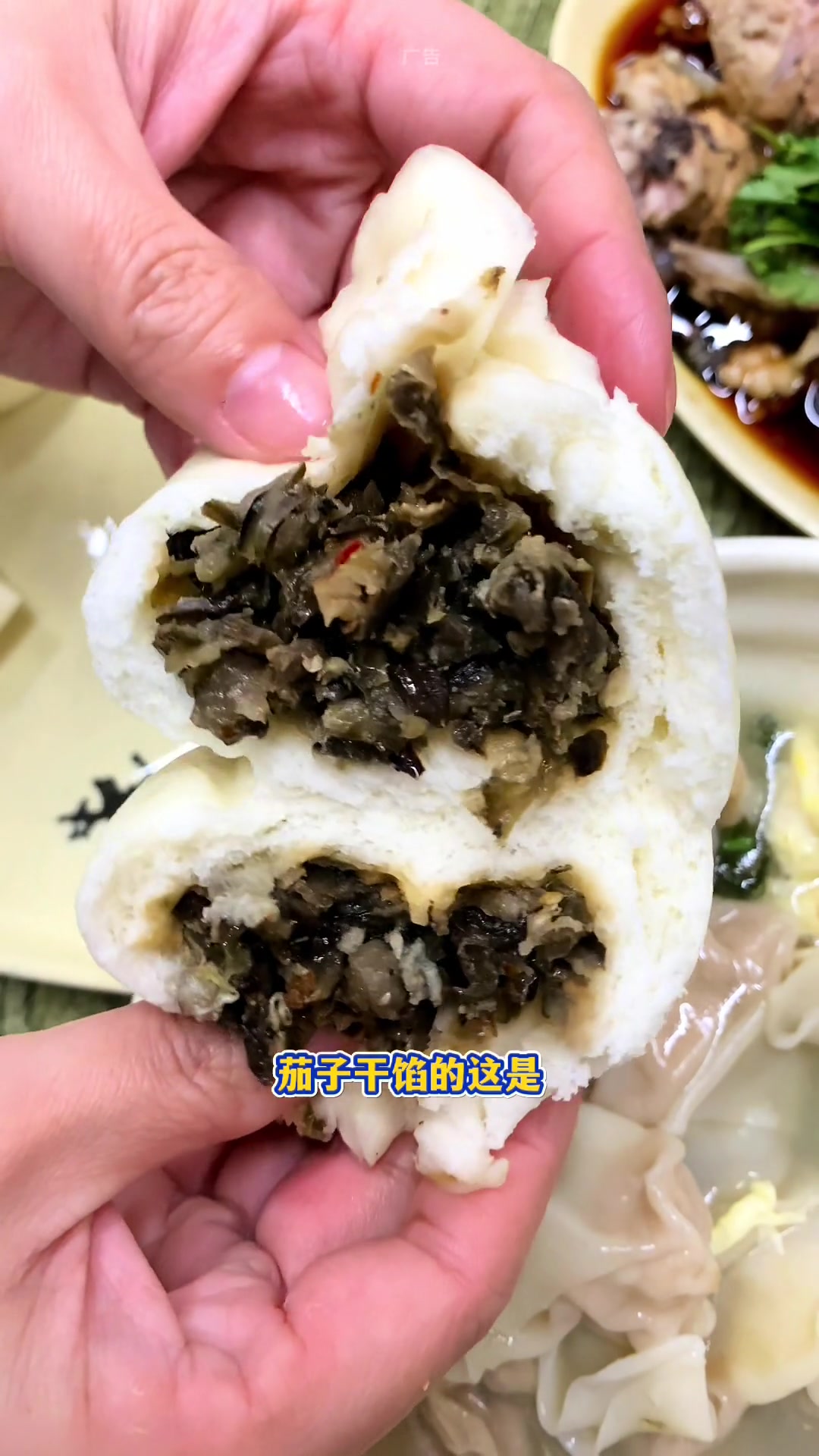 天津西北角吃完早点,可去西关街尝特色鸭油包当中午饭