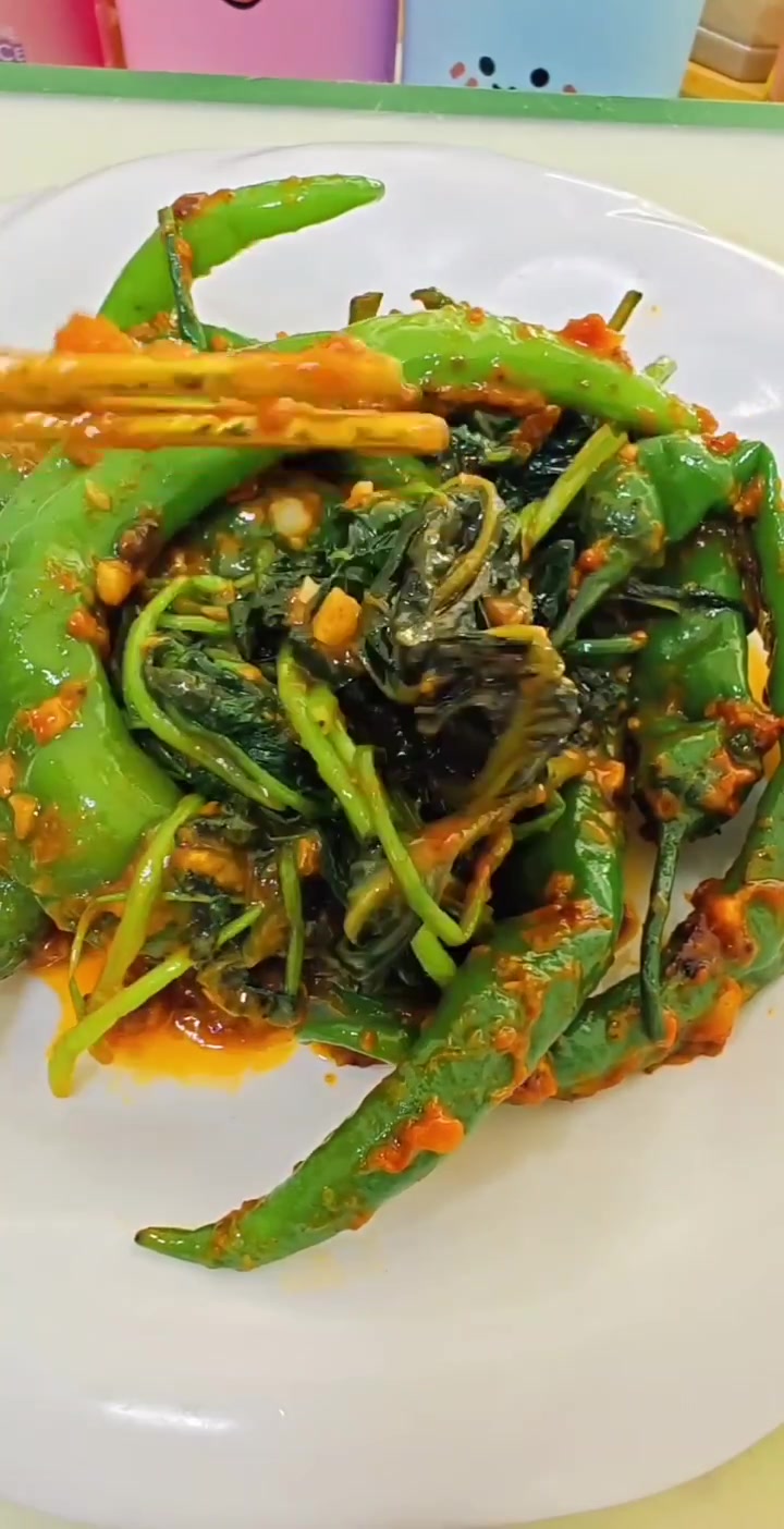 天热没胃口？试试超香酱辣椒酥子叶香菜