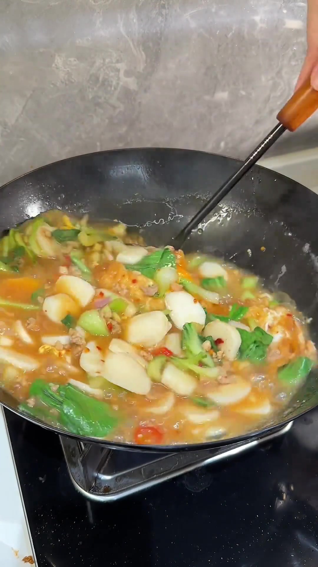 爱吃糯唧唧的姐妹别错过！试试江西炒年糕，香且入味