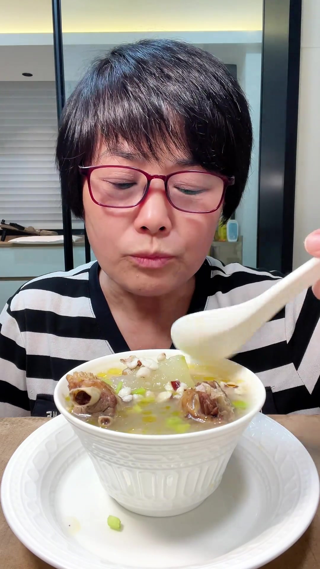 38度大夏天，潮汕人必喝的鸭肉冬瓜汤，清热解暑又美味