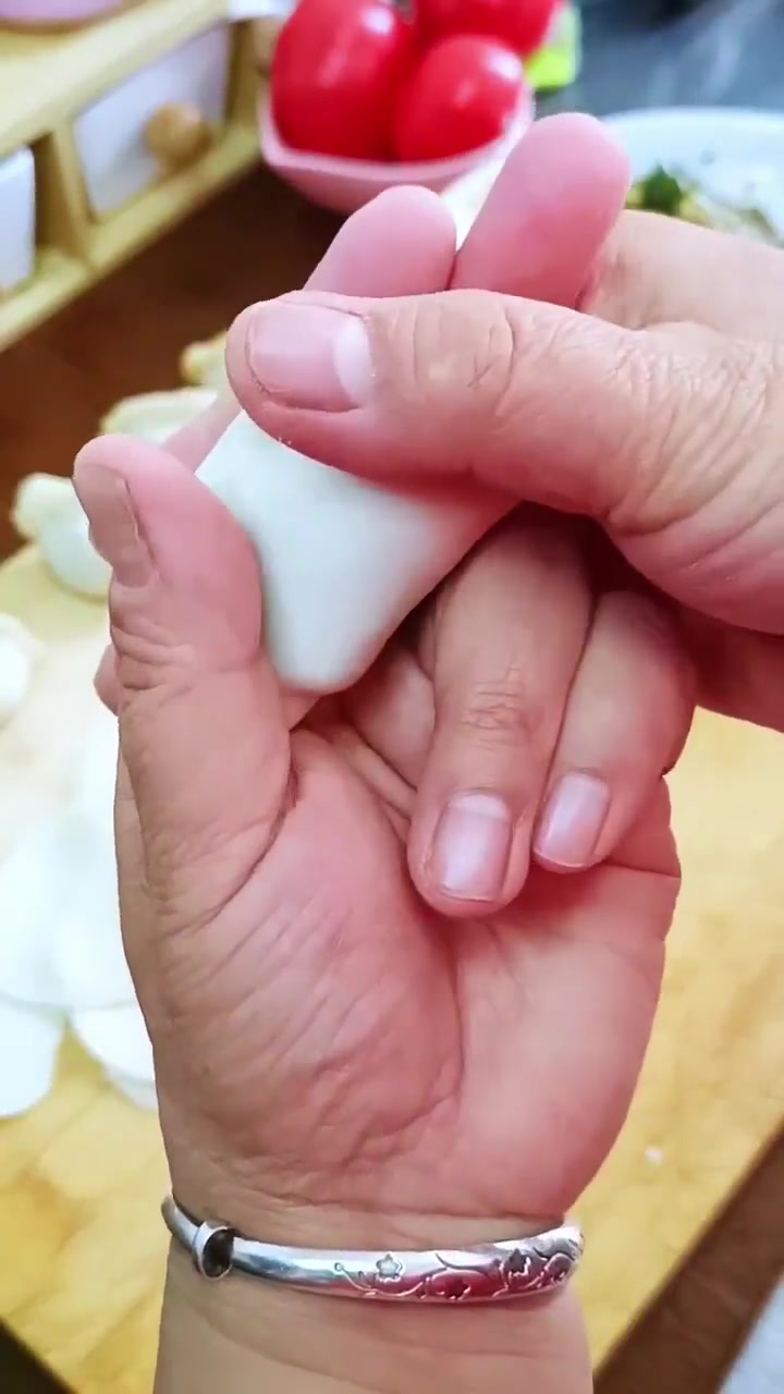 大肚饺子详细手法教程来了,简单又好吃!