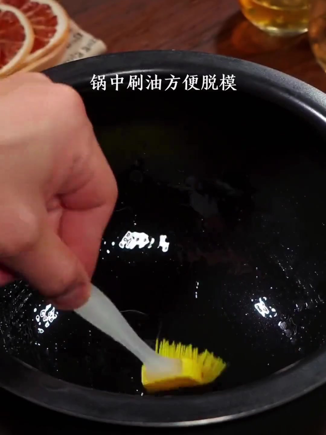 有电饭煲就能做蛋糕，简单易学快给娃安排！