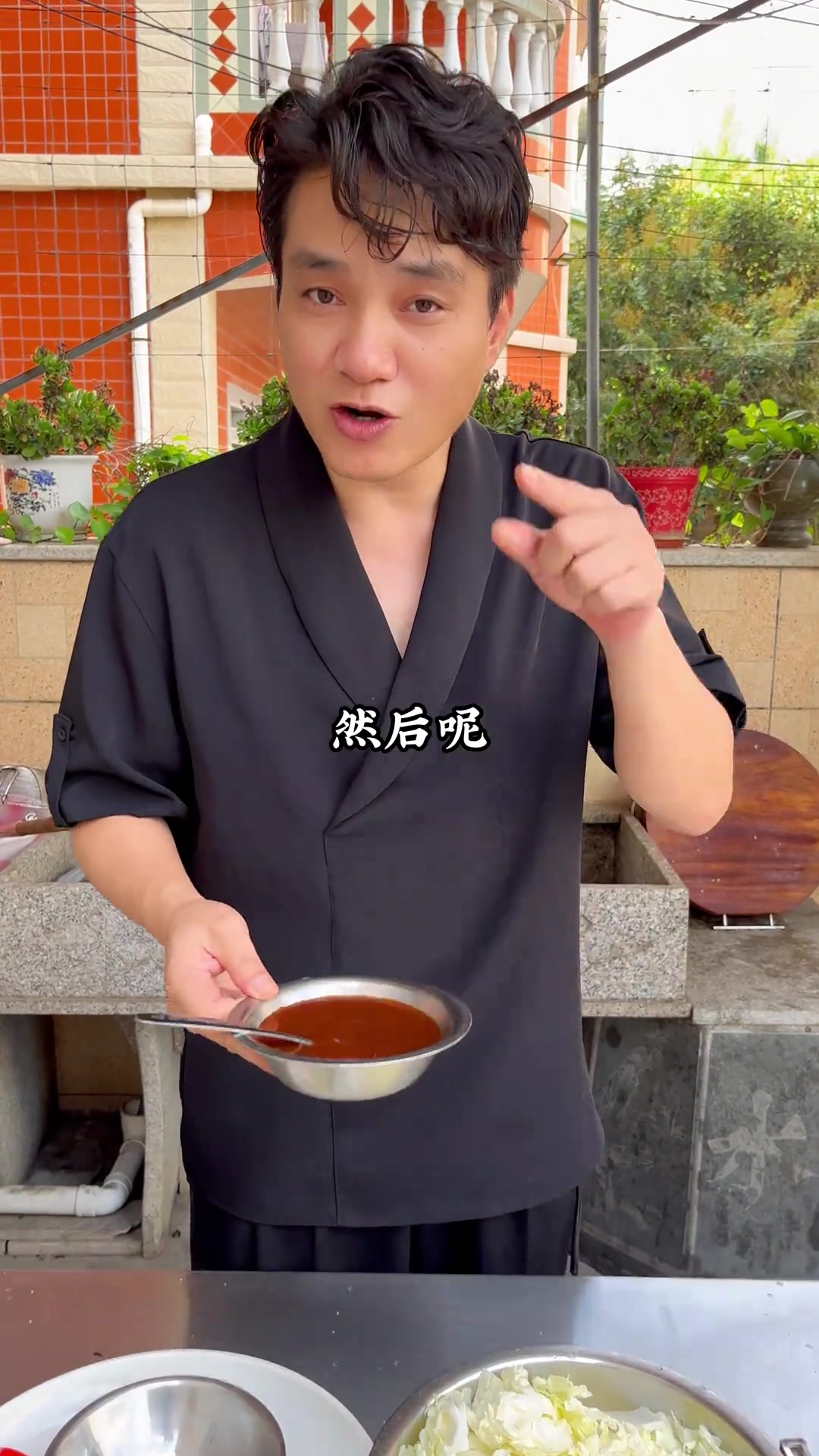 低成本高美味！简单几步，做出红烧大白菜的家常味