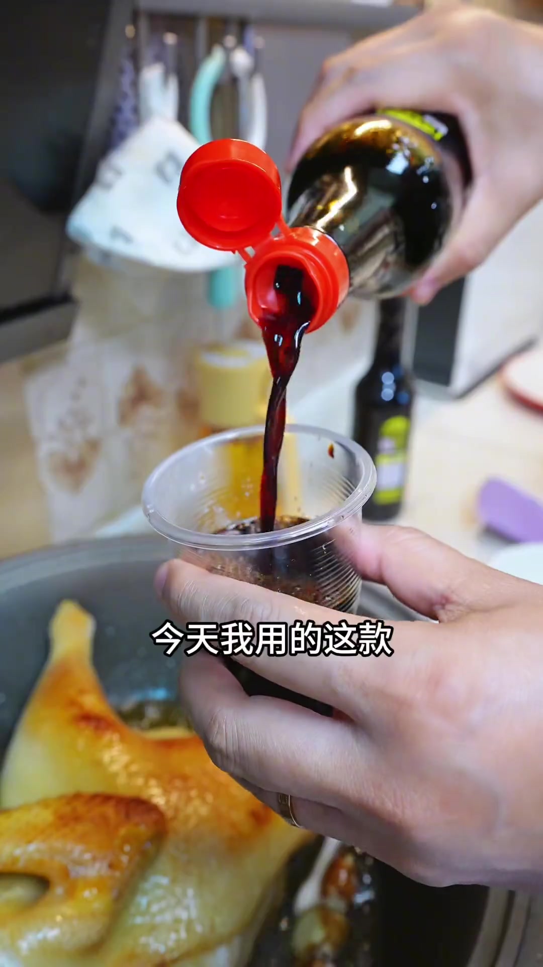 广东三杯鸡色香味俱全，做法简单，不愧是粤式招牌菜