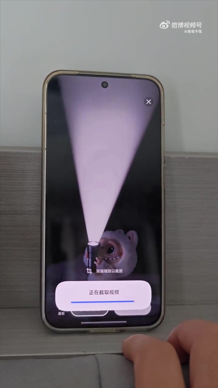 vivo设置Labubu动态壁纸还是最方便的,相册里视频直接设置,都不用自己转格式变成实况