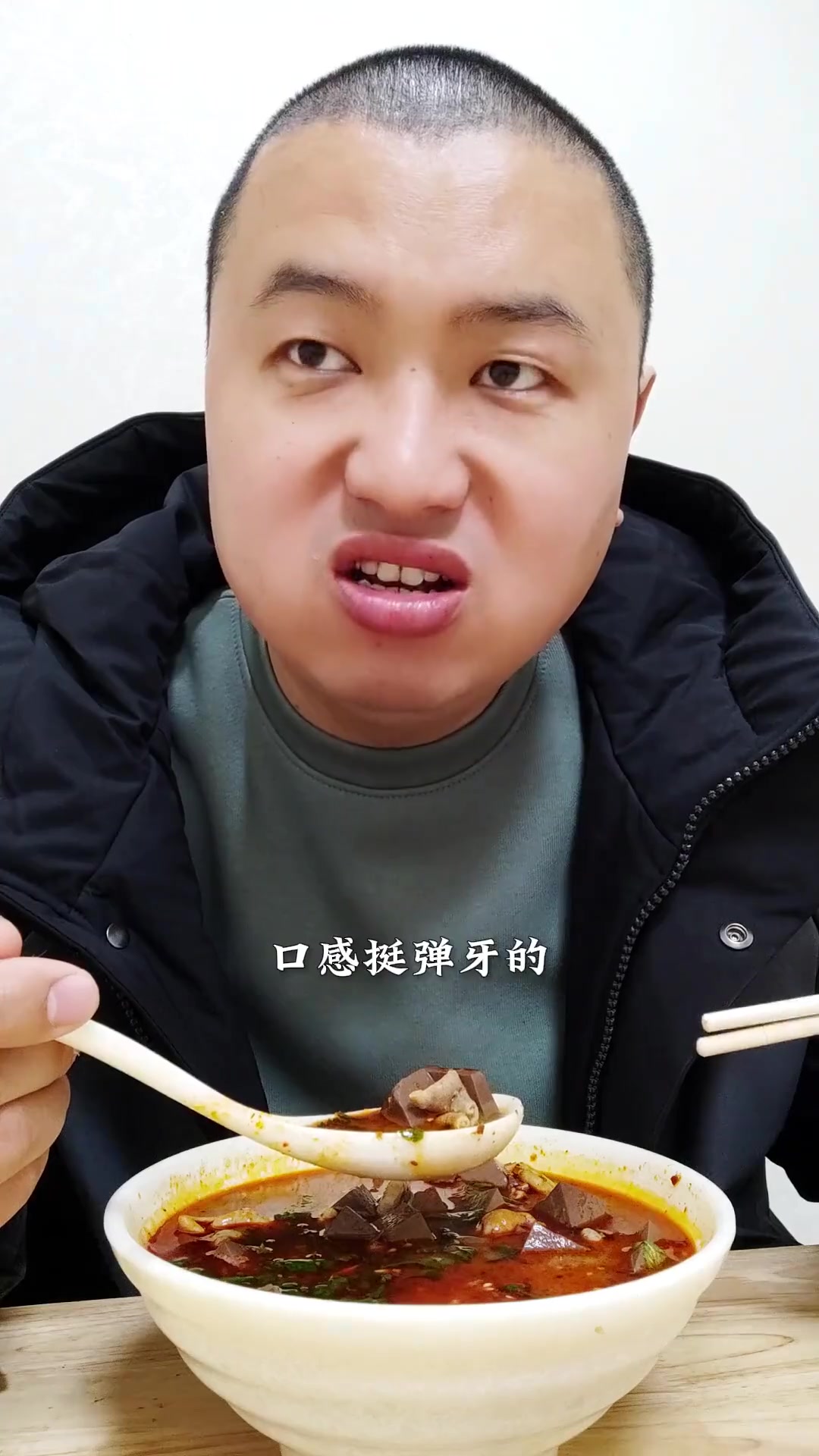 惦念了多年的开封鸡血汤终于在中原路吃到了,尝尝味道咋样?