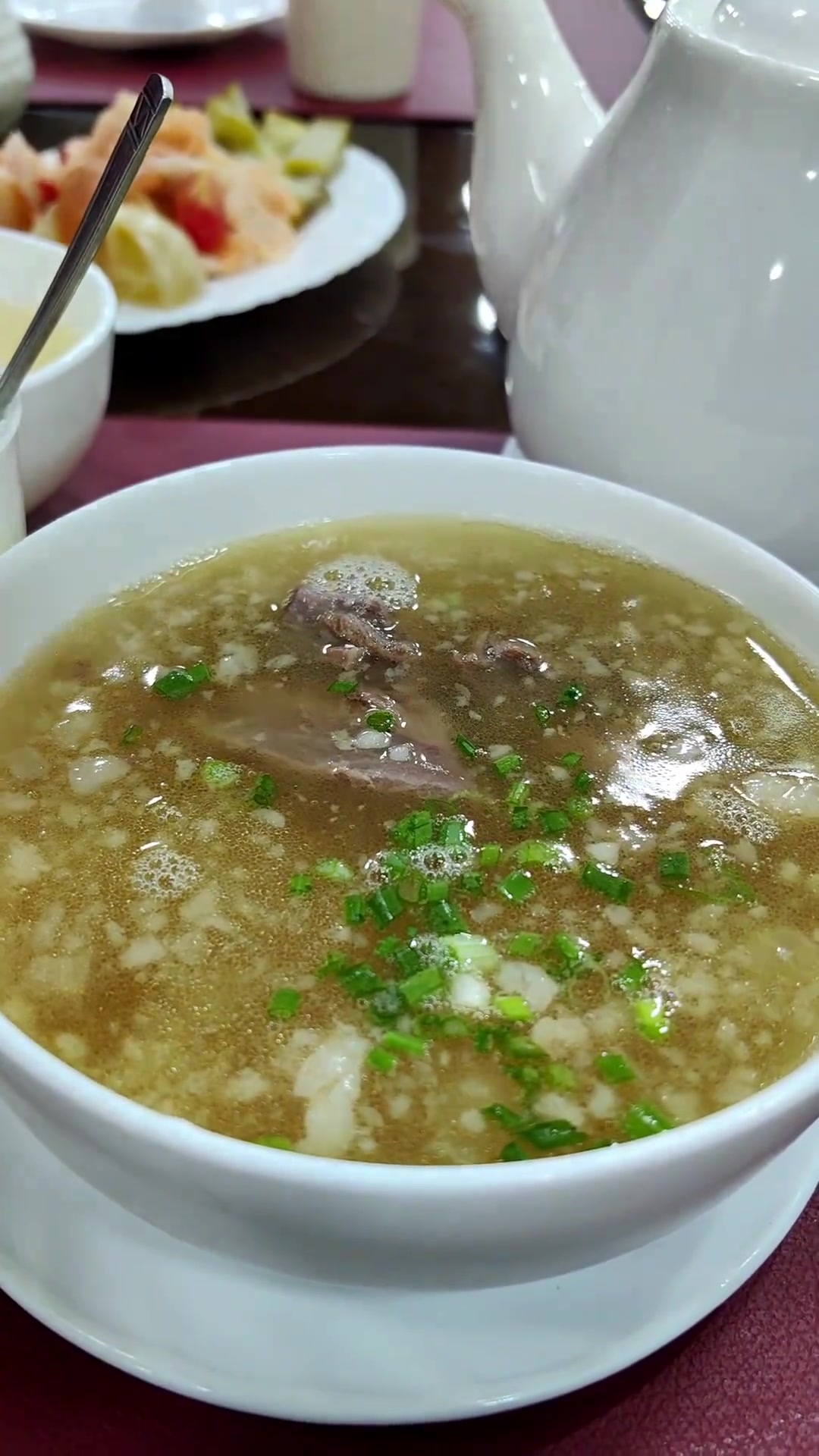 路过撒马尔罕,必在这家24小时饭店吃碗鹰嘴豆羊肉汤