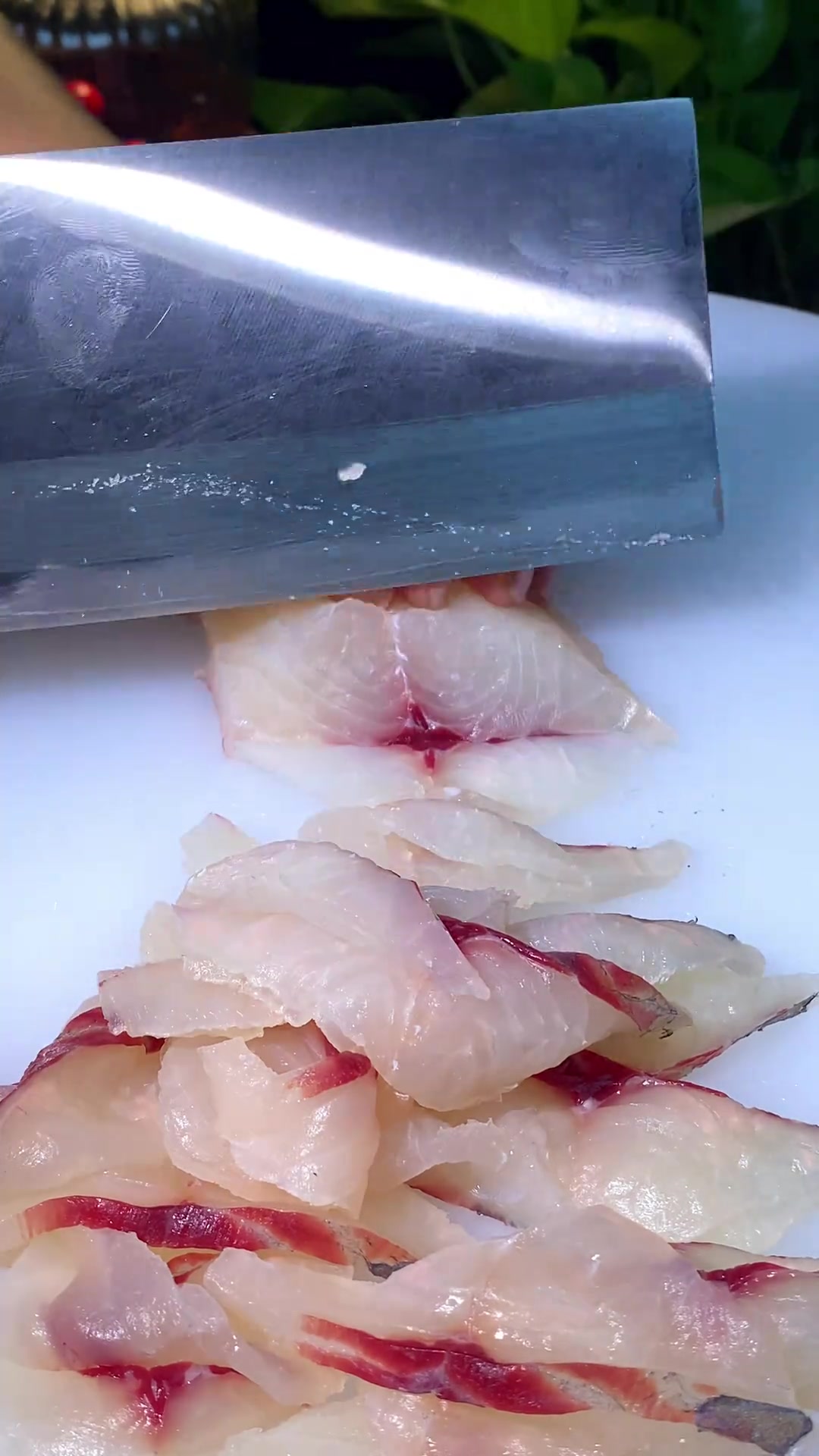 横县鱼生蝴蝶片切法,鱼片鲜甜嫩滑,做法简单